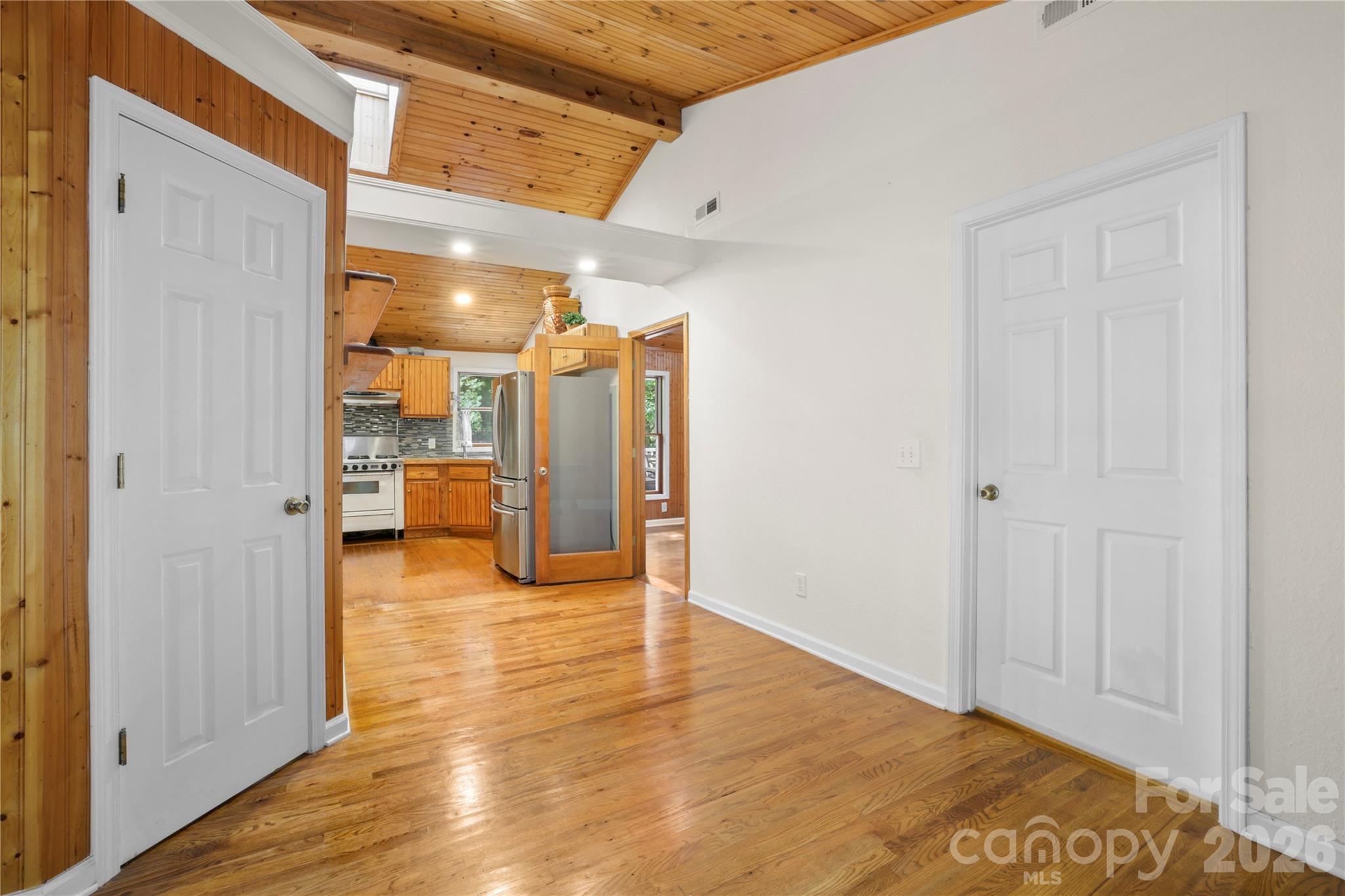 645 W Fork Creek Road — Saluda
