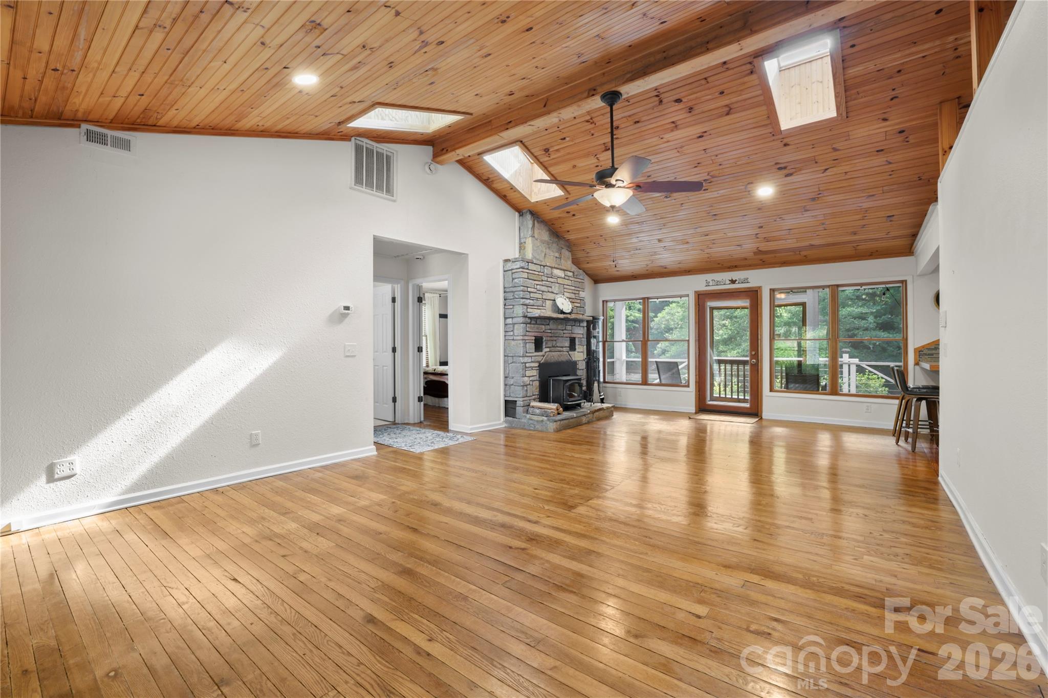 645 W Fork Creek Road — Saluda