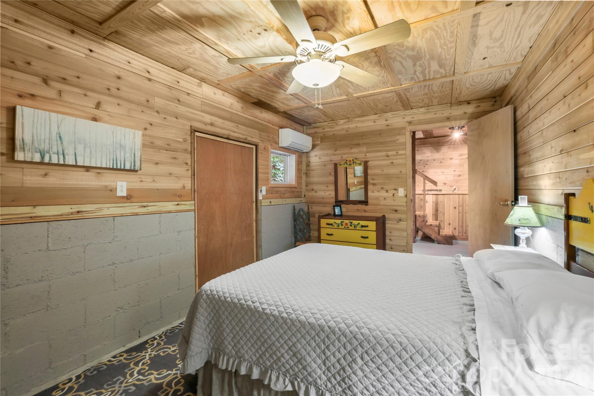 645 W Fork Creek Road — Saluda