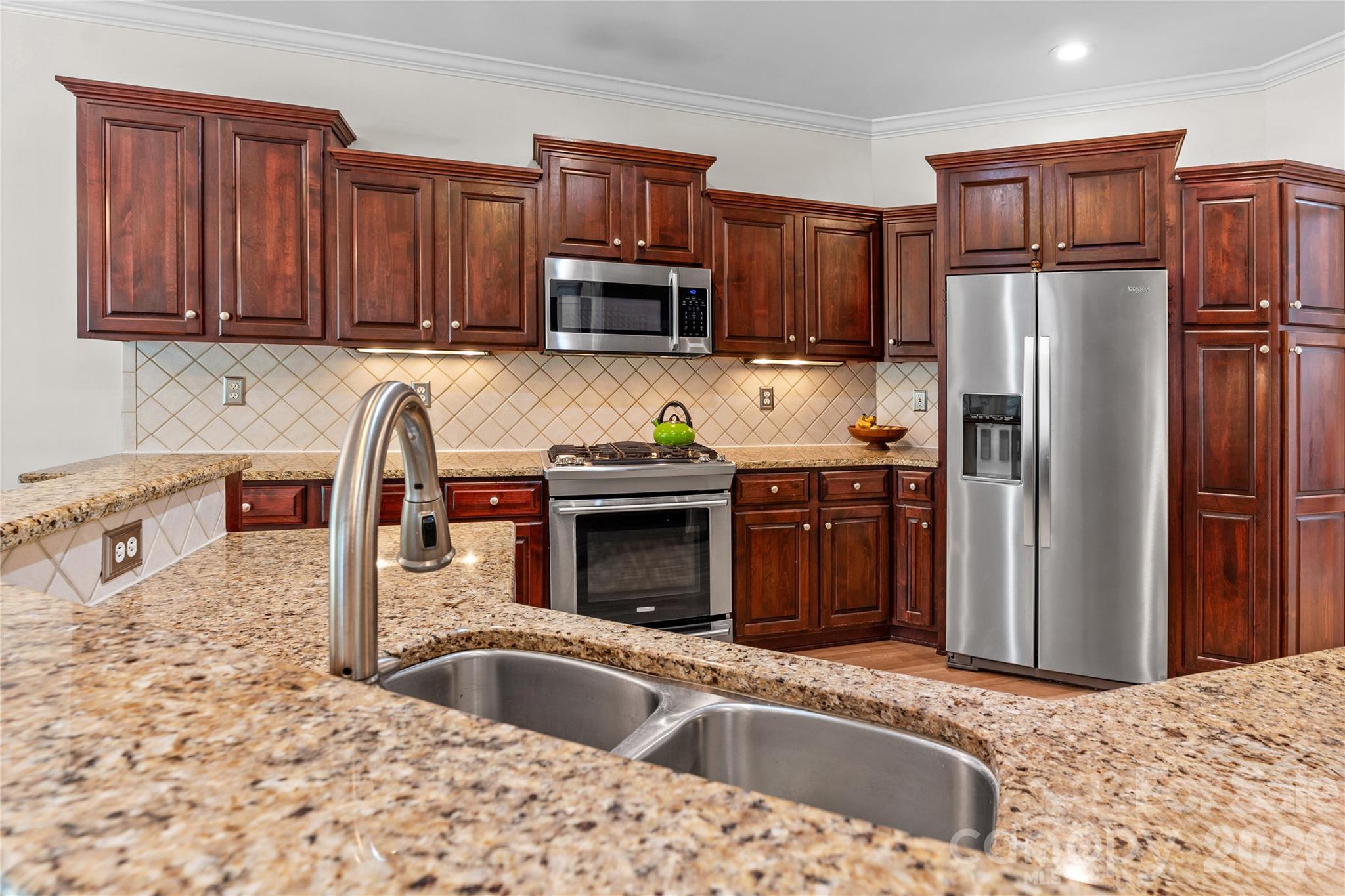 107 Kenway Loop — Mooresville