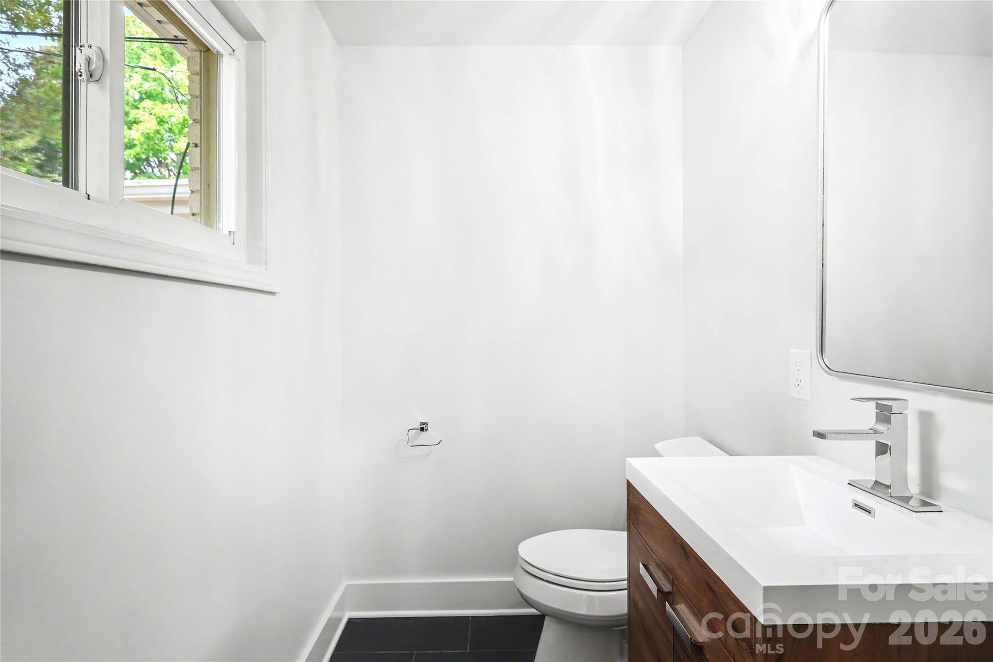 3834 Moultrie Street — Charlotte