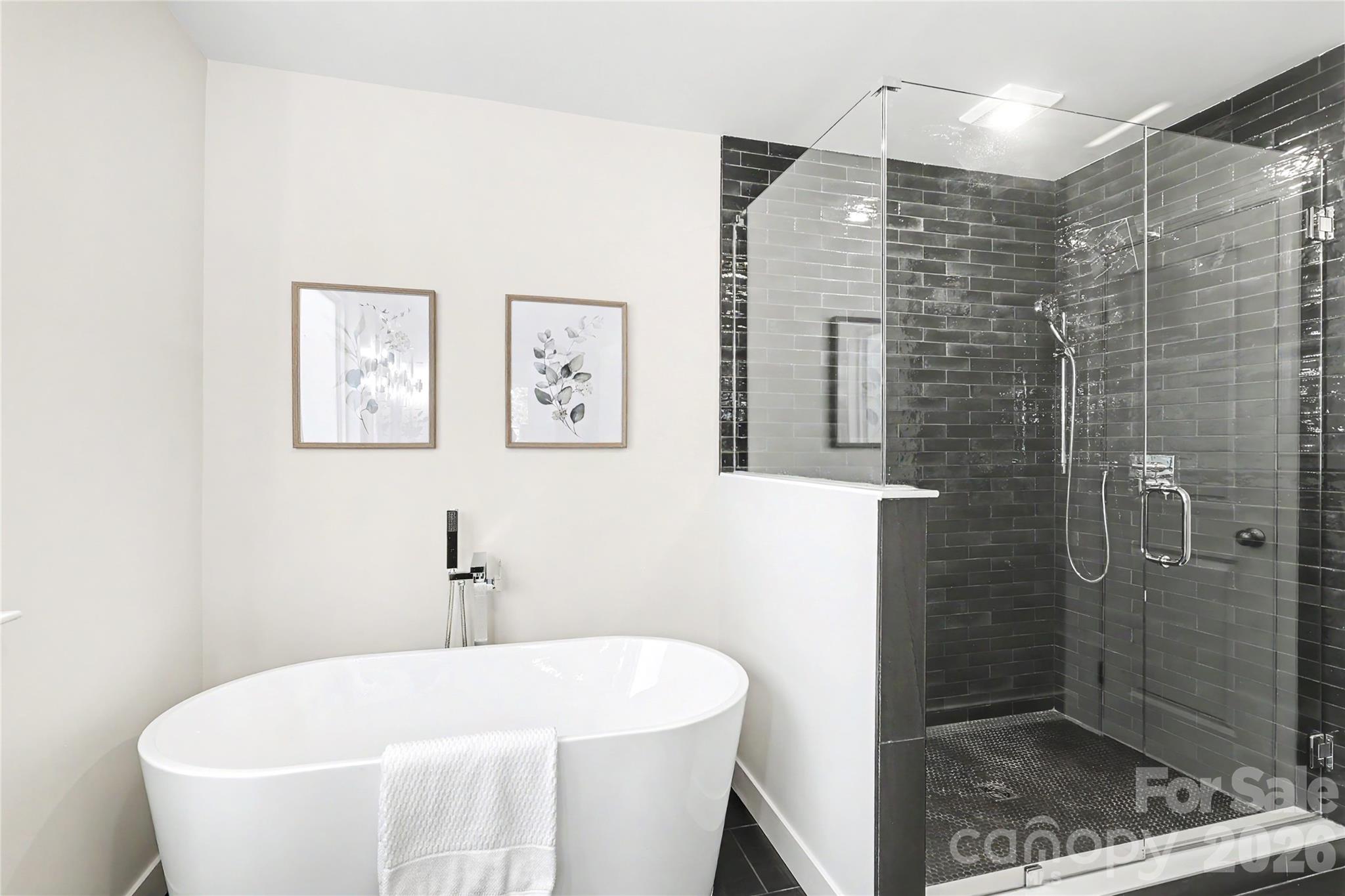 3834 Moultrie Street — Charlotte