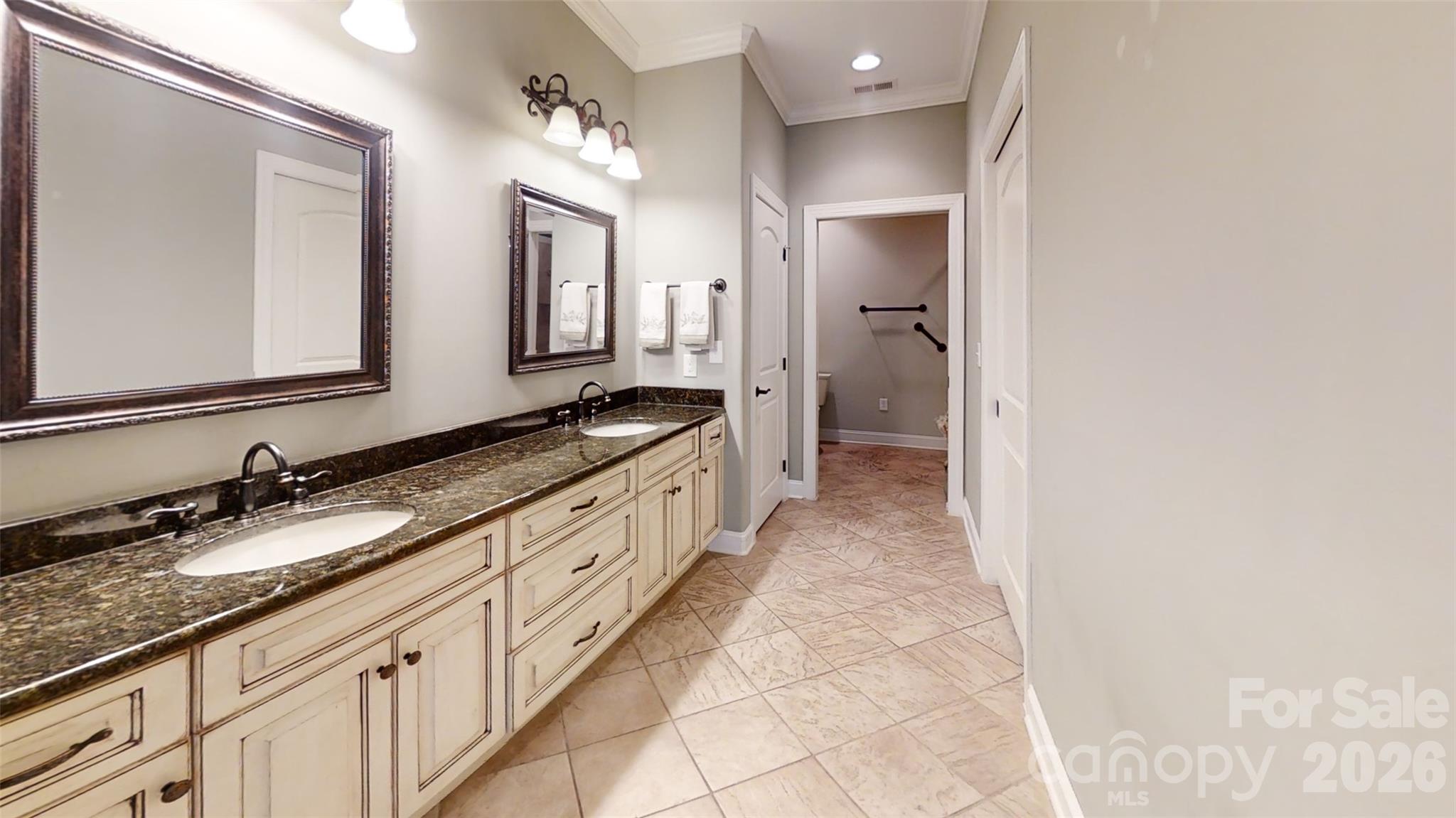 8909 Sweet Cherry Lane — Denver