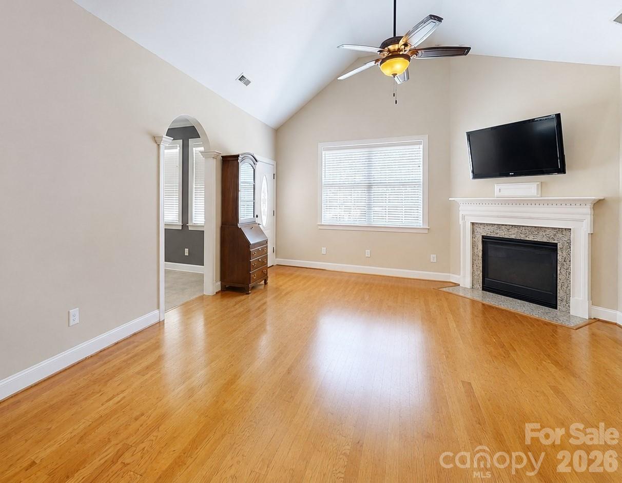 8909 Sweet Cherry Lane — Denver