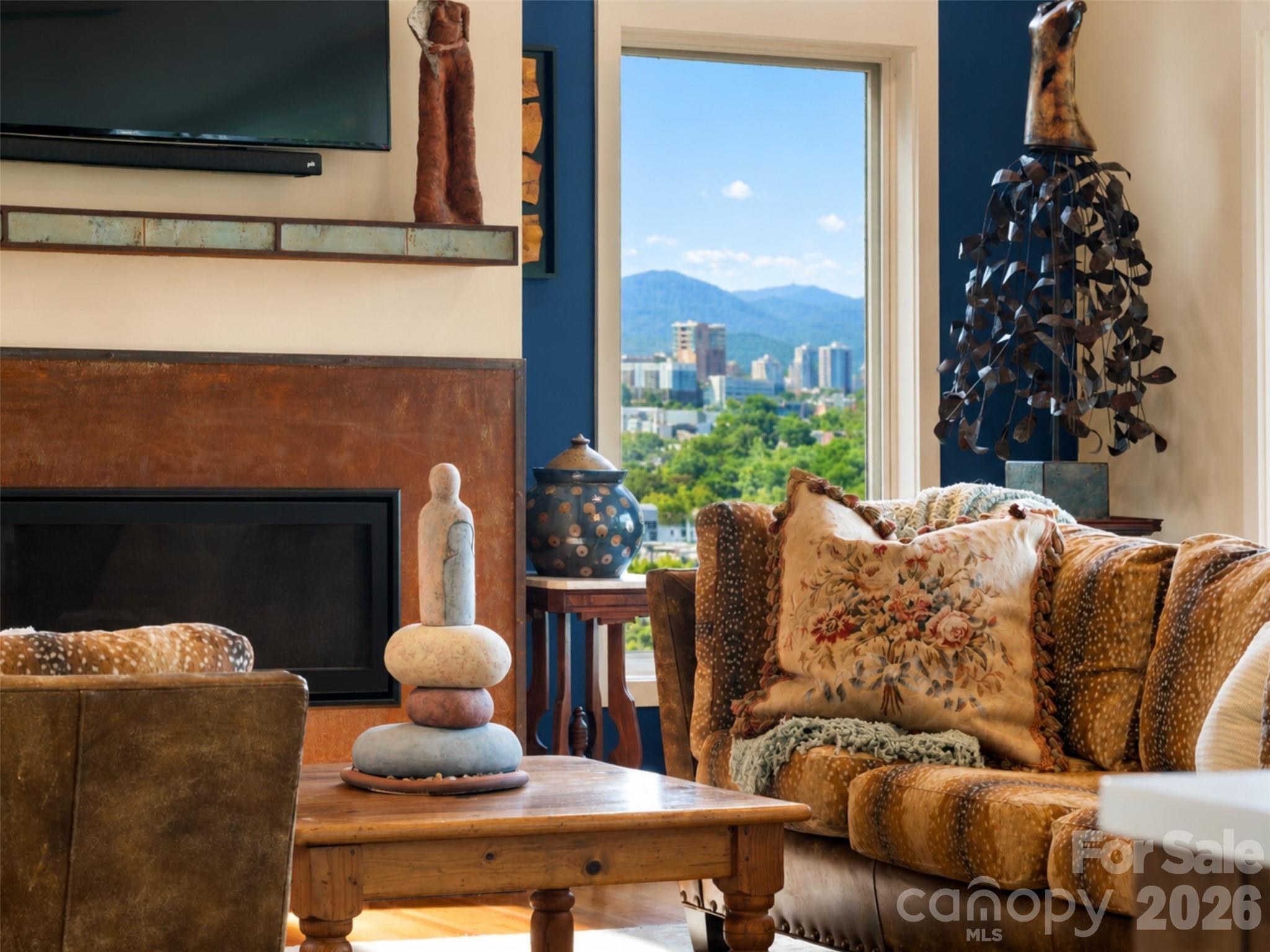 220 Riverview Drive — Asheville