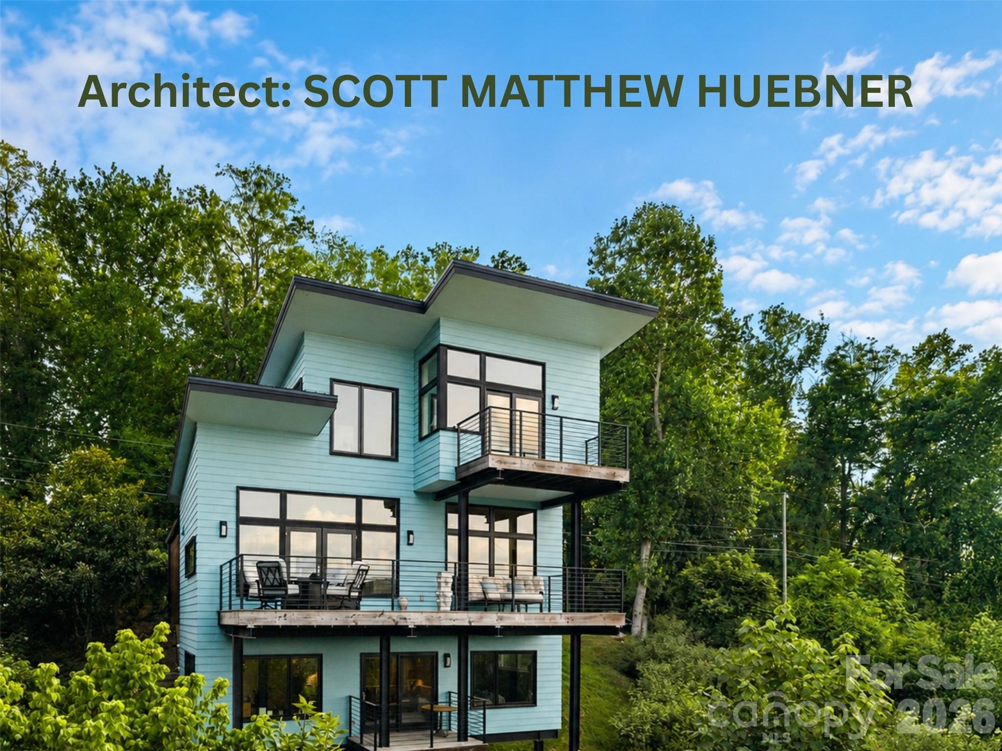 220 Riverview Drive — Asheville
