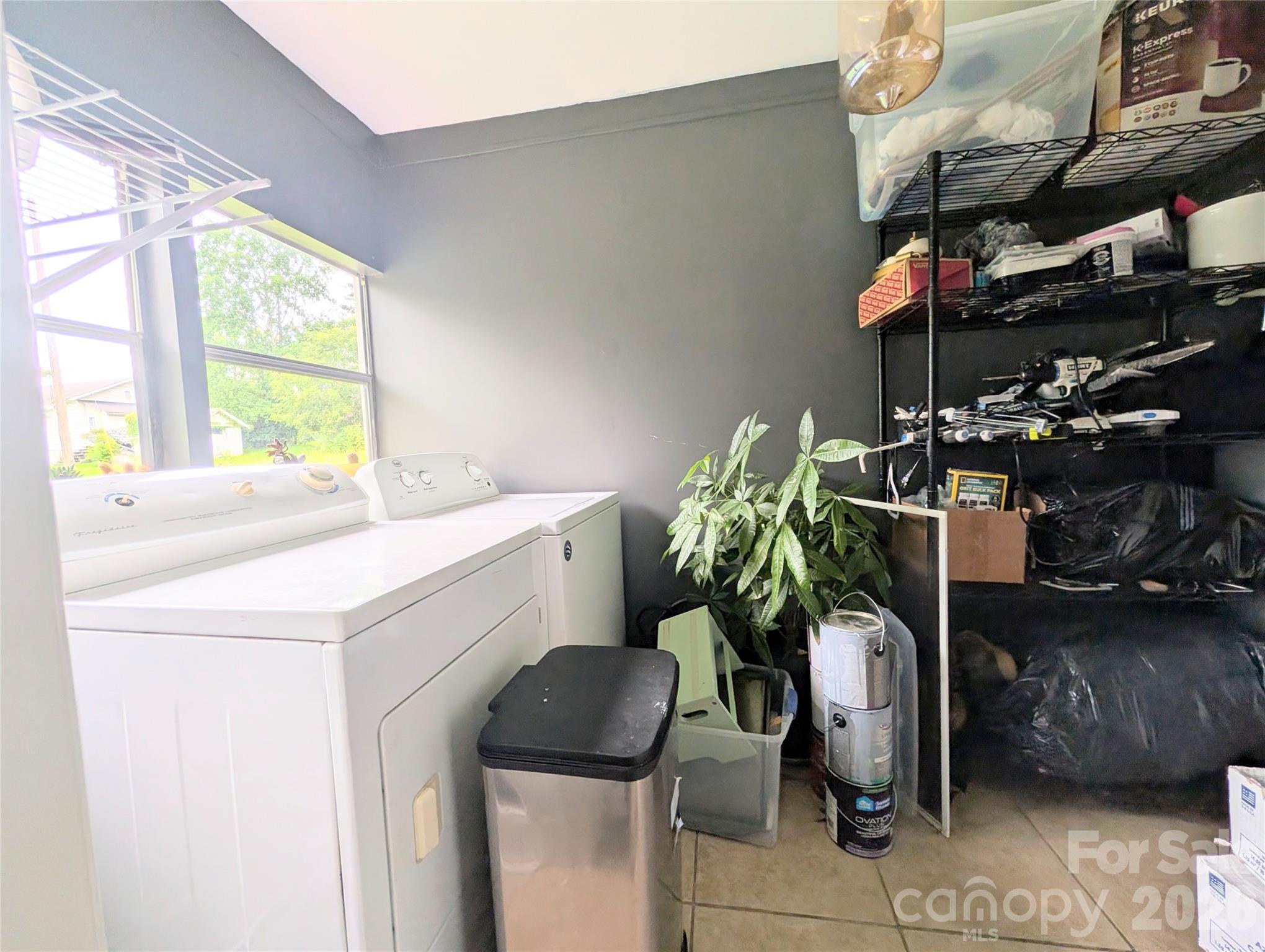 108 S Cherry Street — Cherryville
