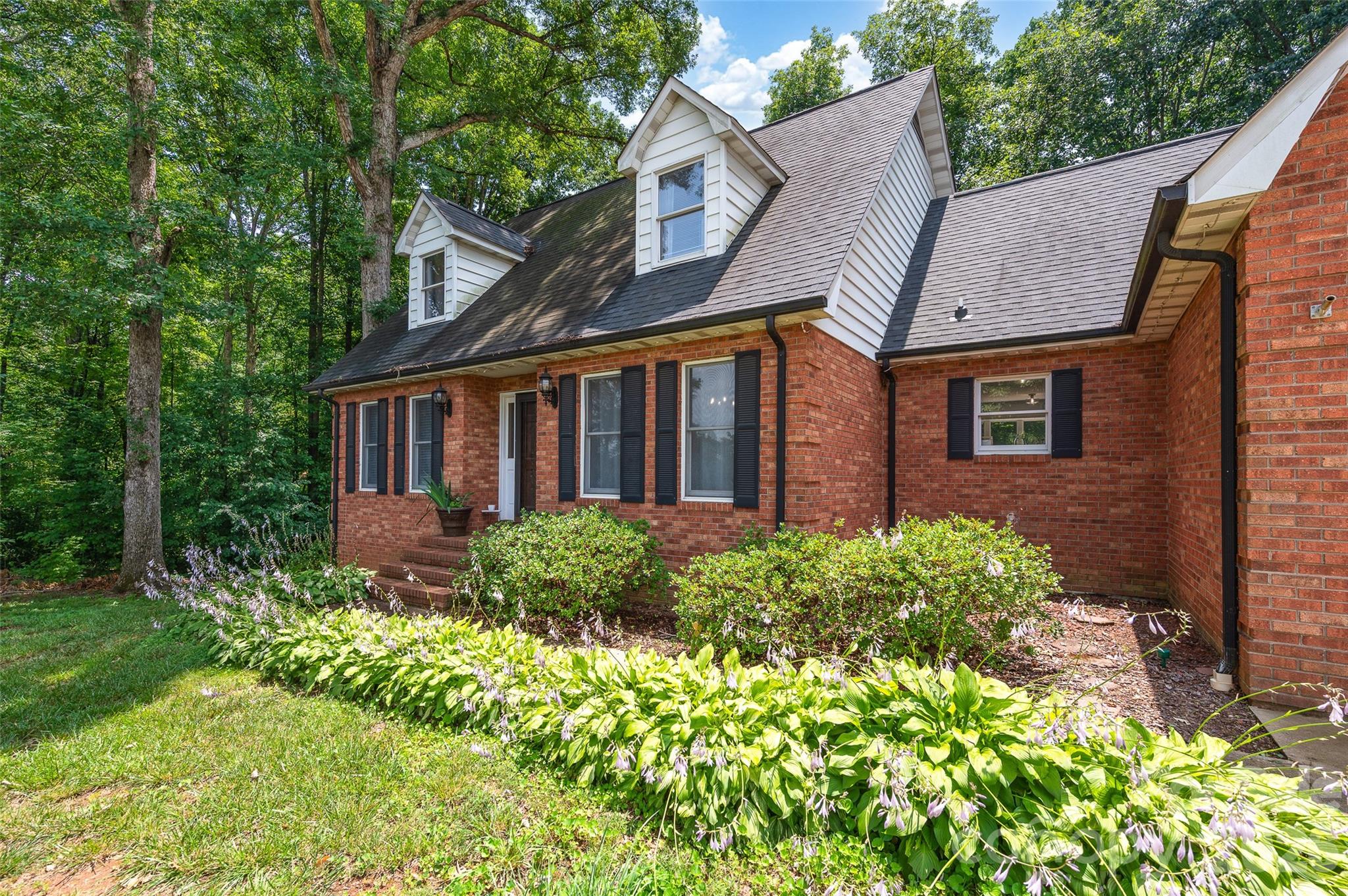 452 Faith Road — Mooresville