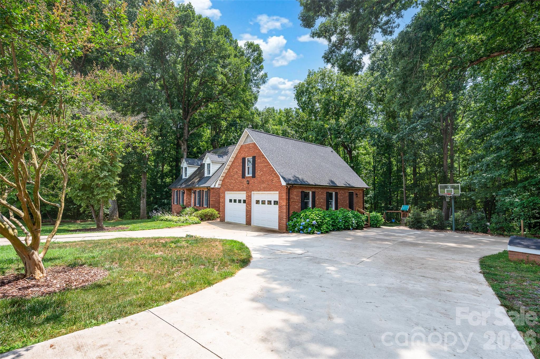 452 Faith Road — Mooresville