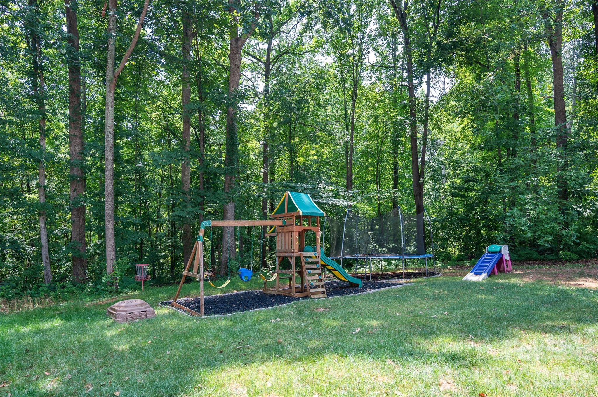 452 Faith Road — Mooresville