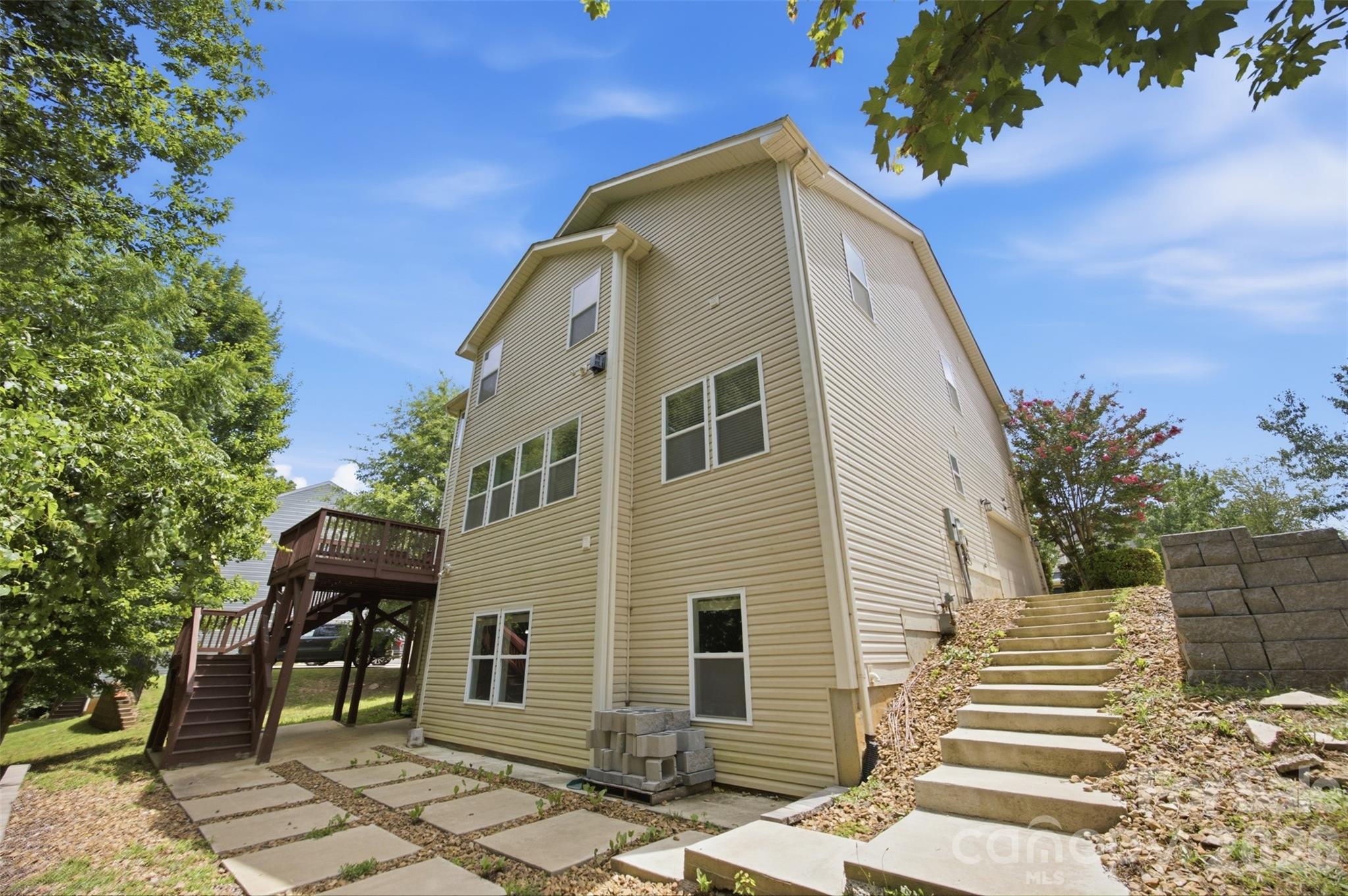 423 Fischer Road — Fort Mill