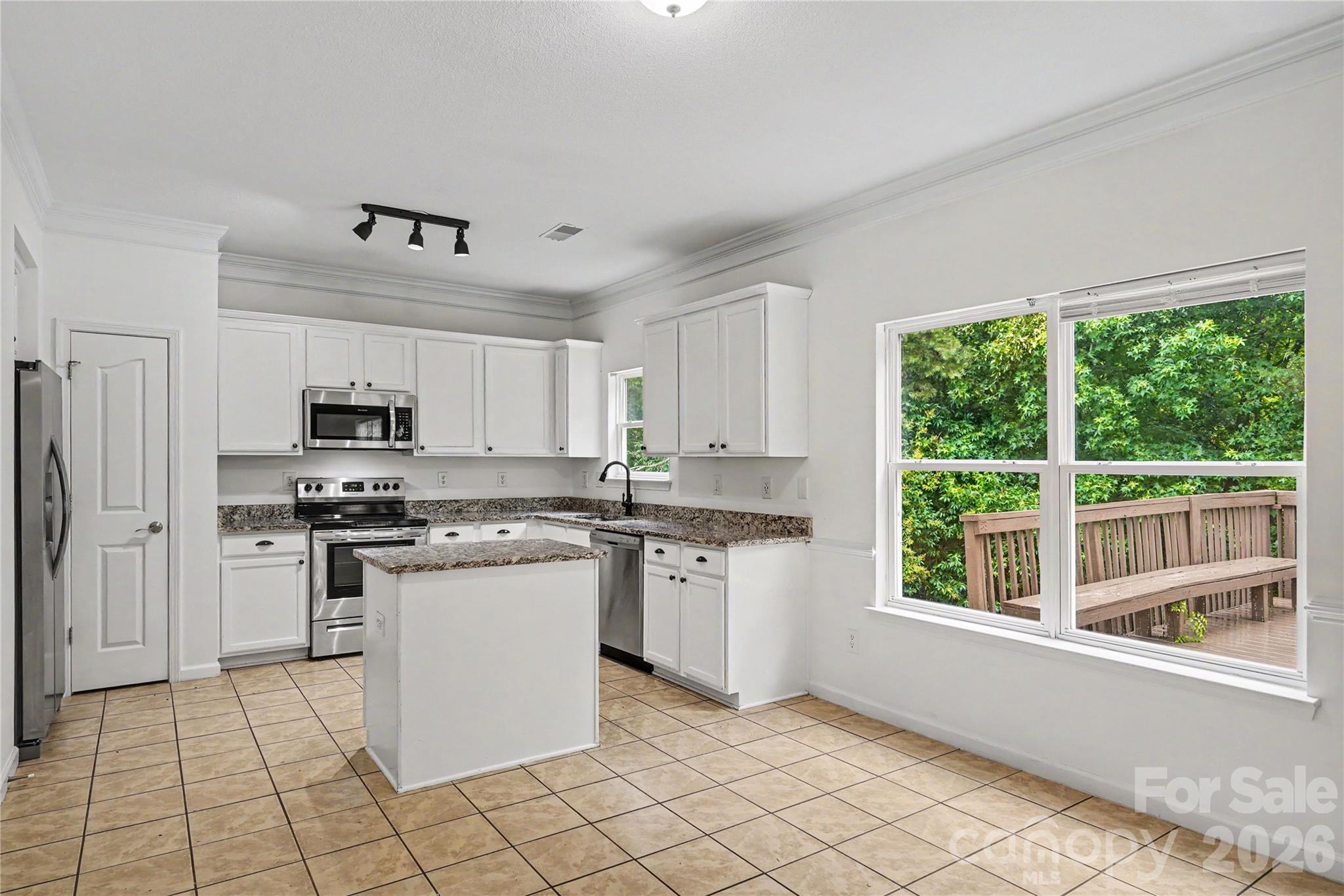 2823 Forest Grove Court — Charlotte