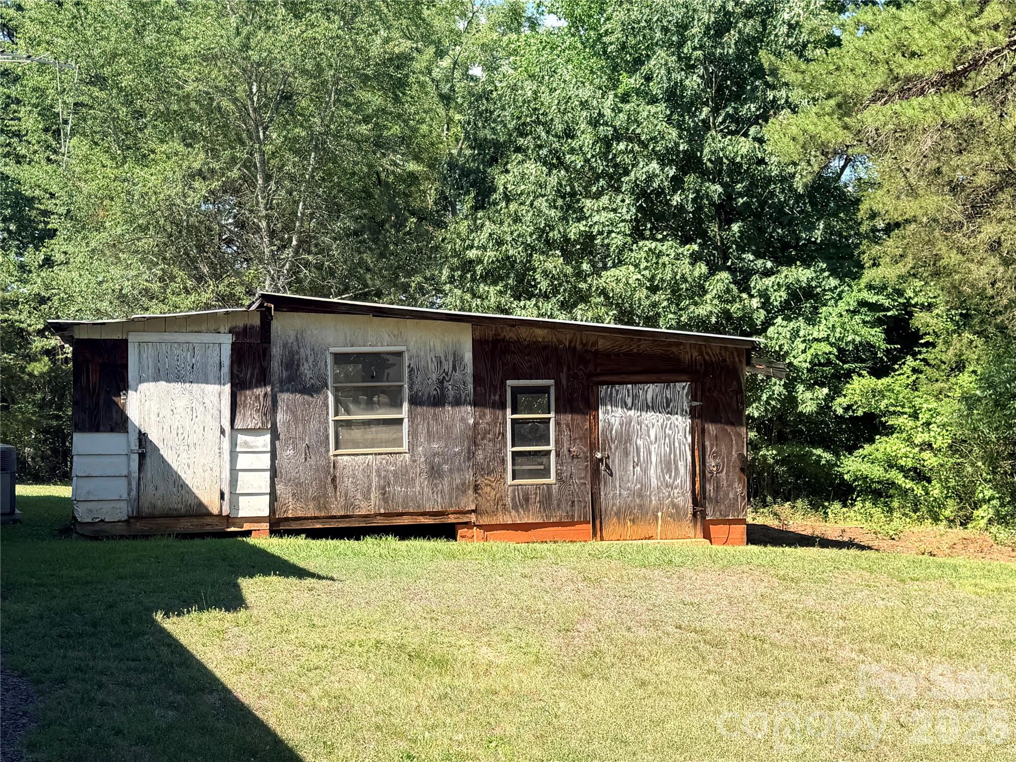5945 Flowes Store Road — Concord