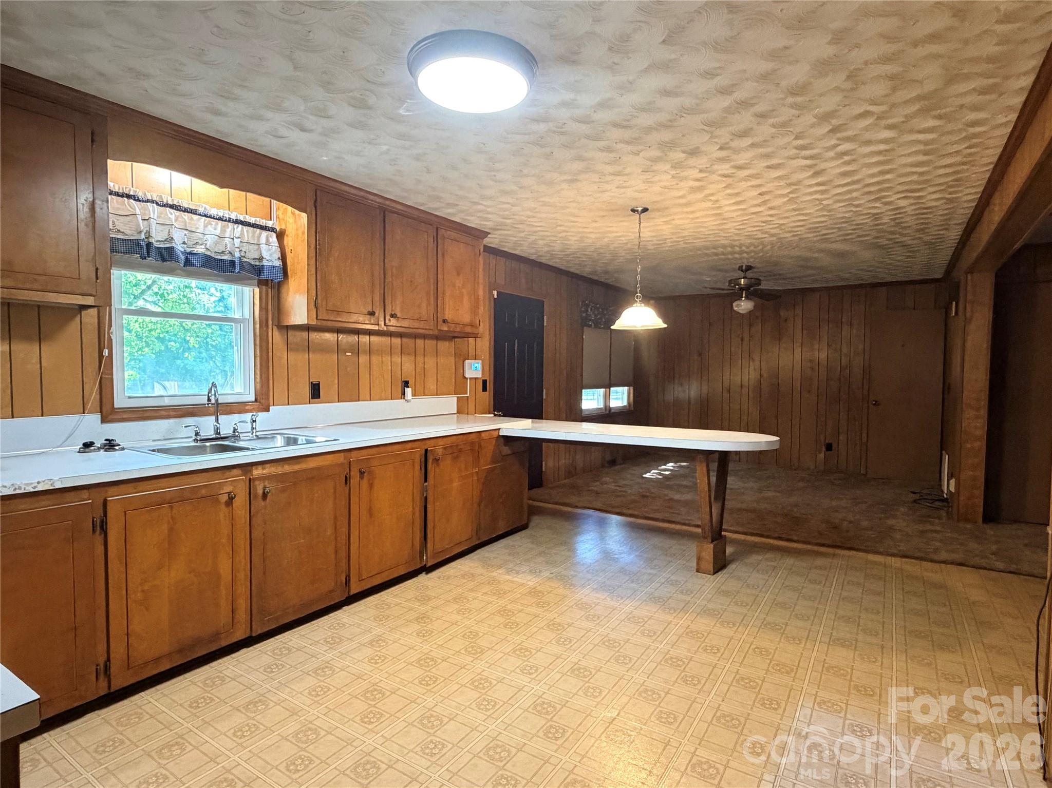 5945 Flowes Store Road — Concord