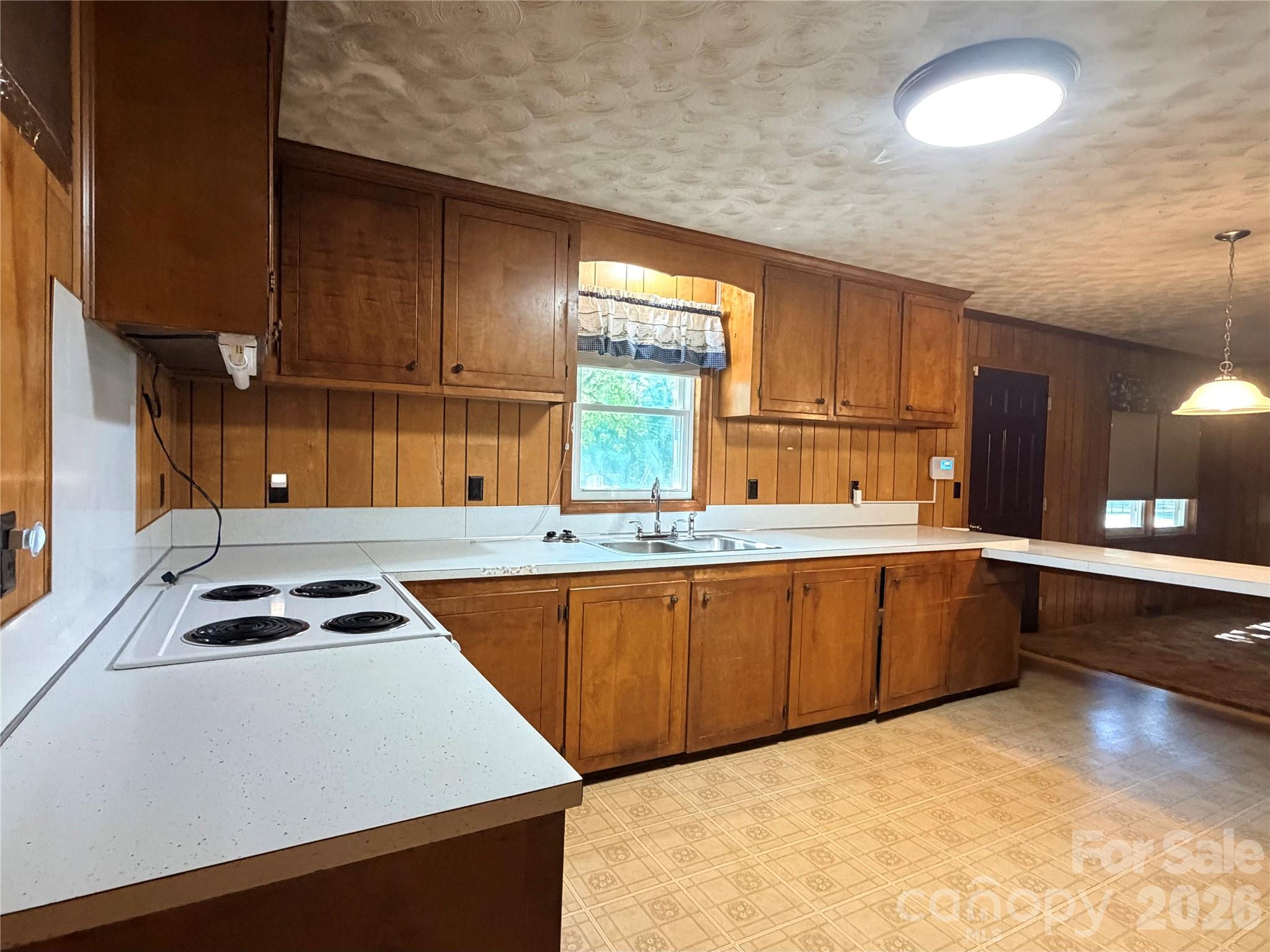 5945 Flowes Store Road — Concord