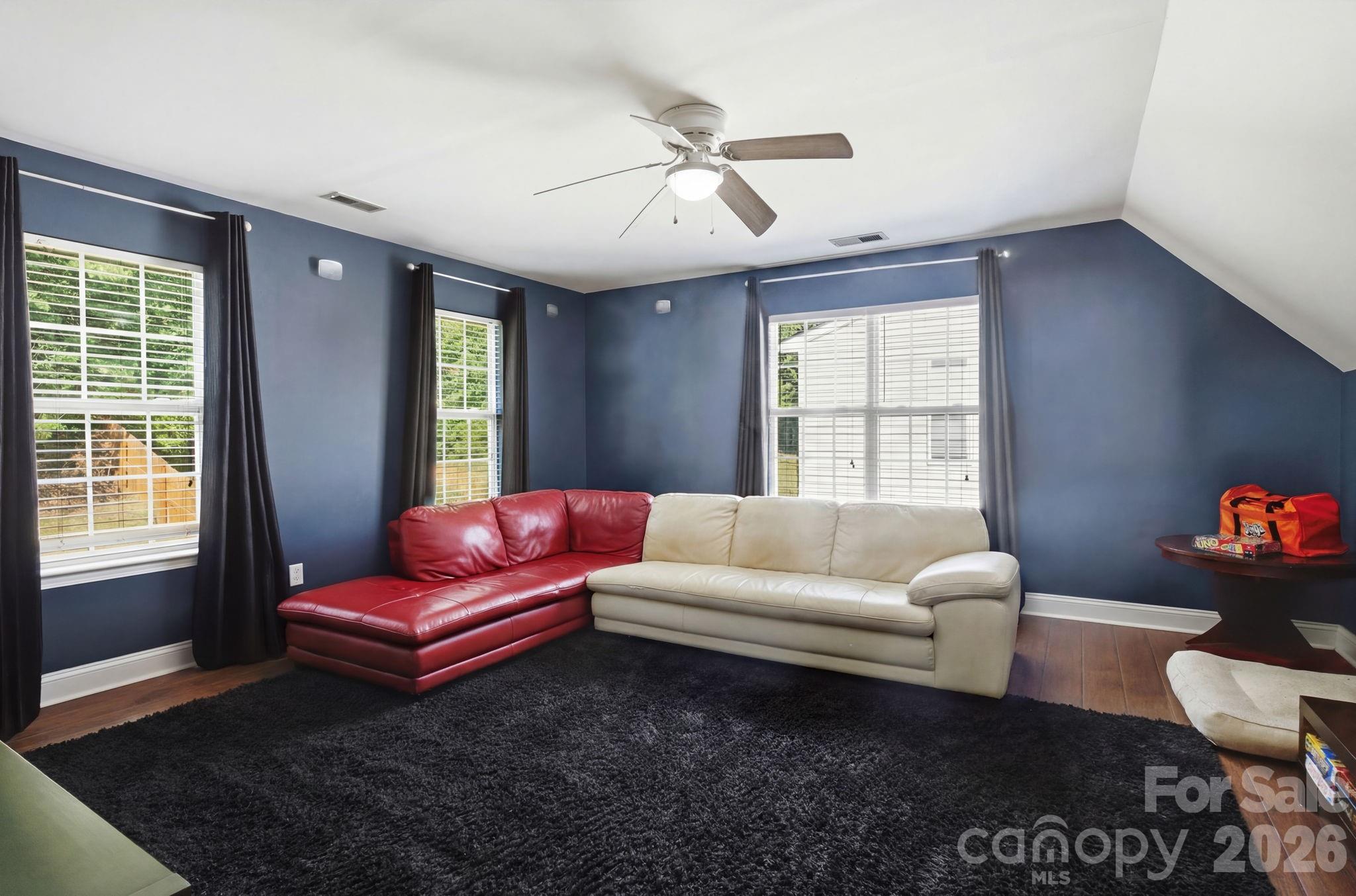 1946 Wilrose Place — Matthews