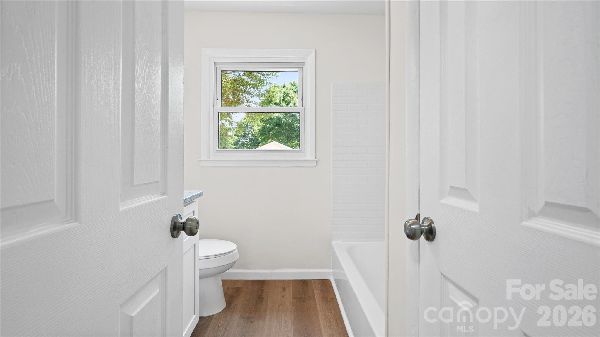 2330 40th Avenue Court NE — Hickory