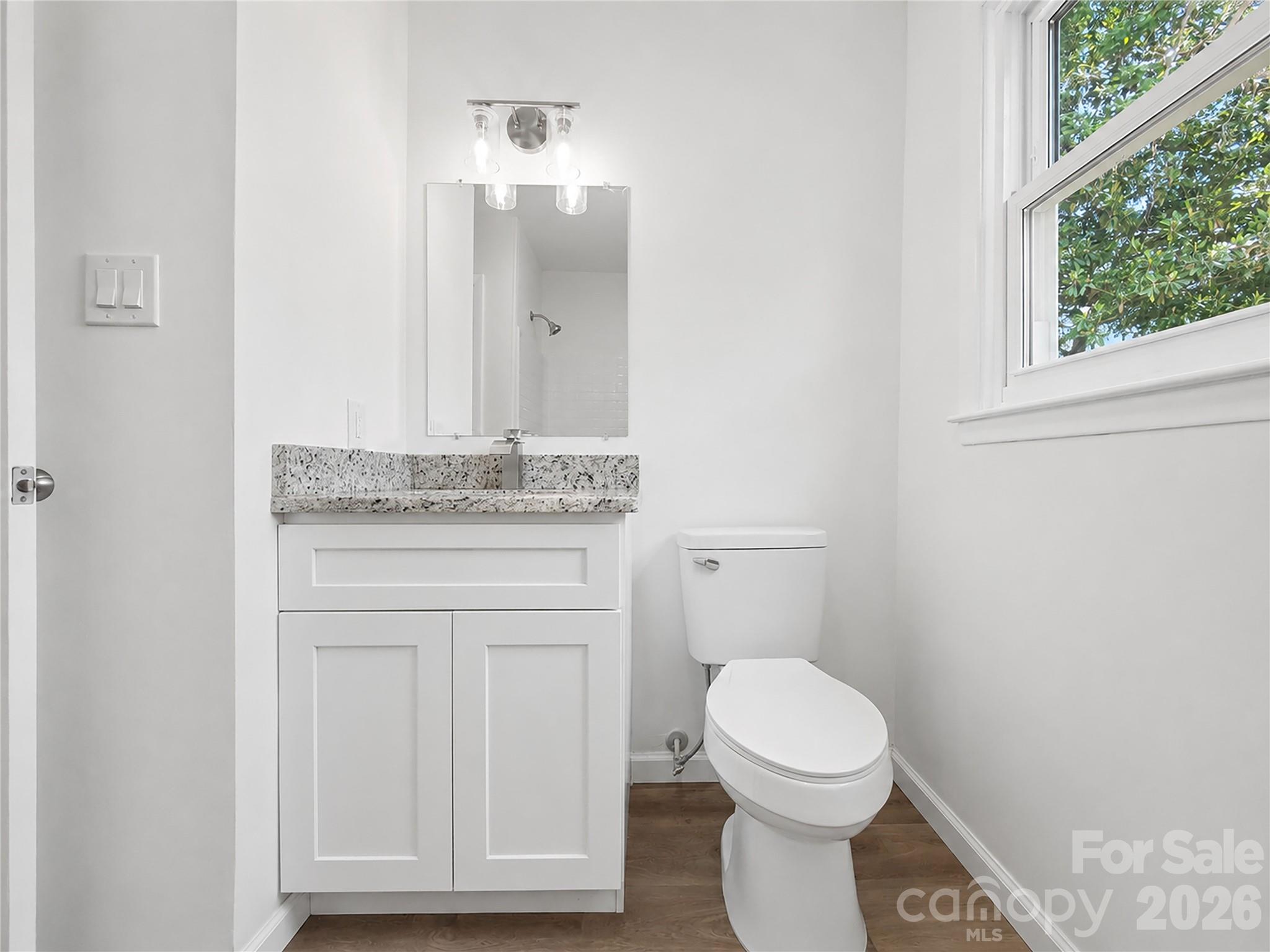 2330 40th Avenue Court NE — Hickory