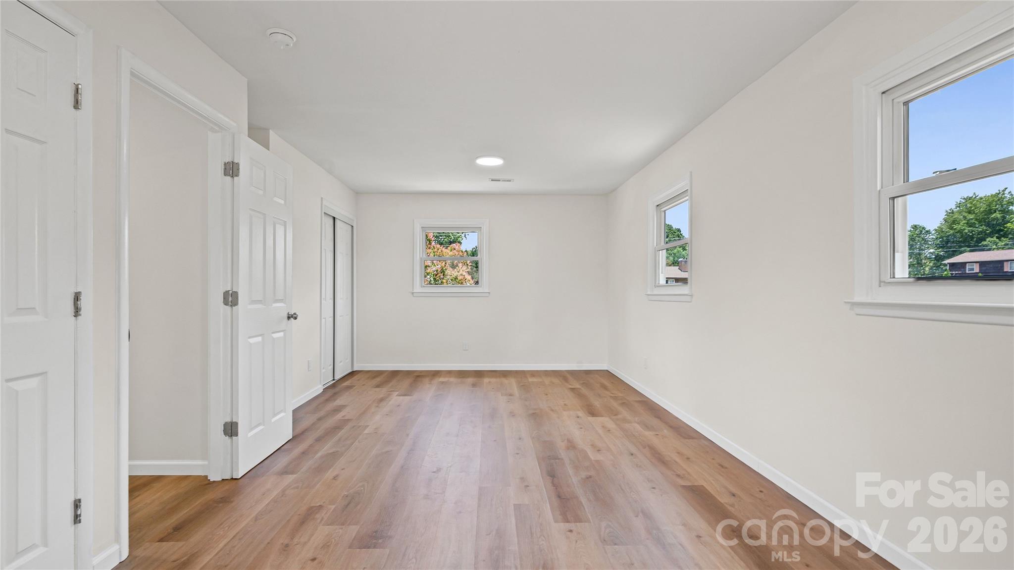 2330 40th Avenue Court NE — Hickory