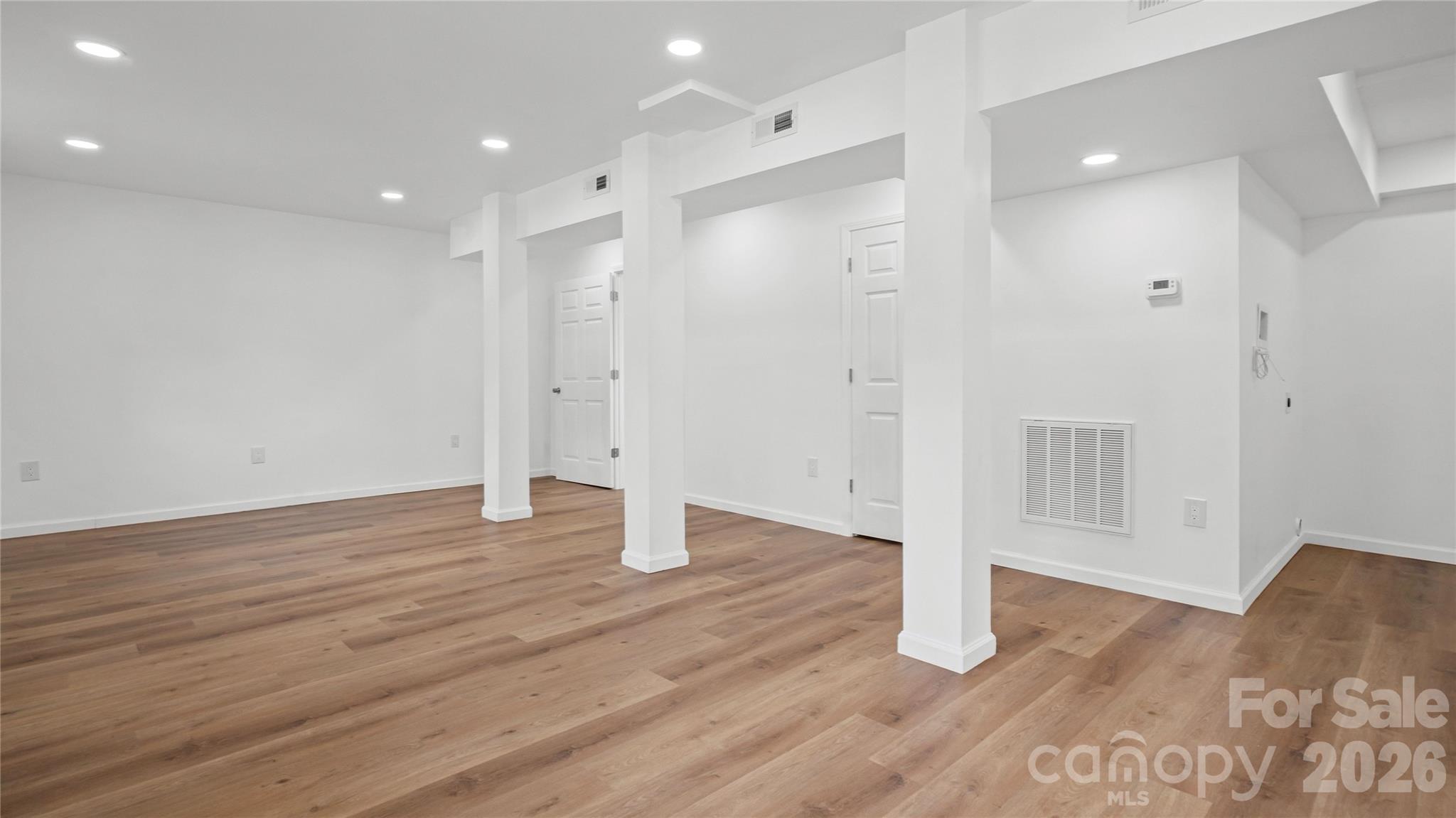 2330 40th Avenue Court NE — Hickory
