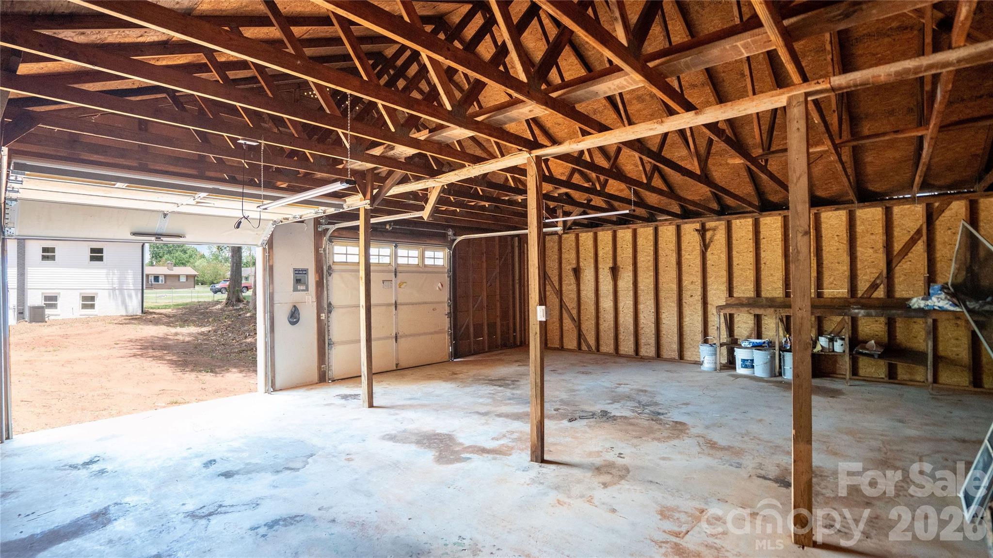 2330 40th Avenue Court NE — Hickory