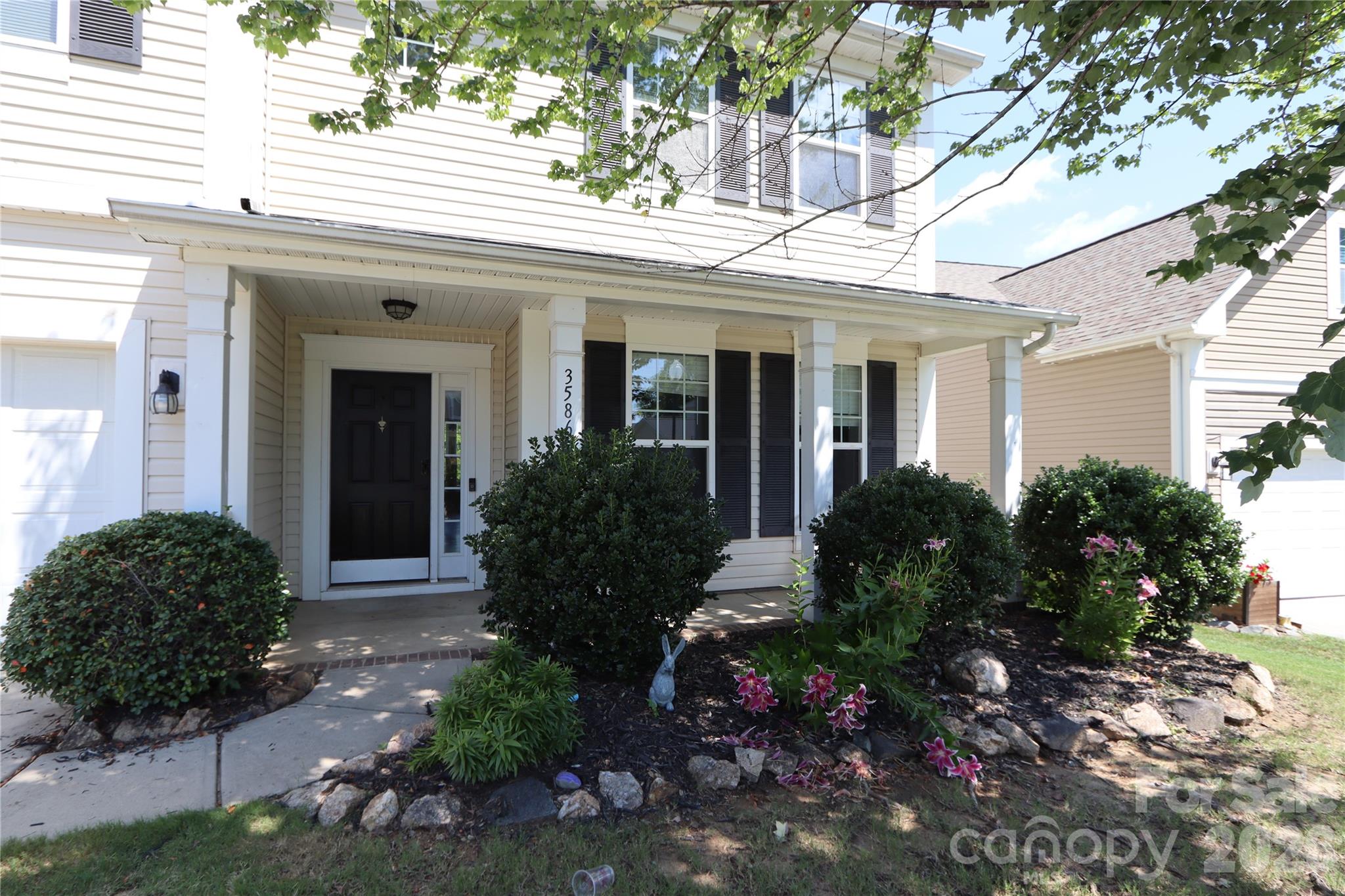3586 Larkhaven Avenue SW — Concord