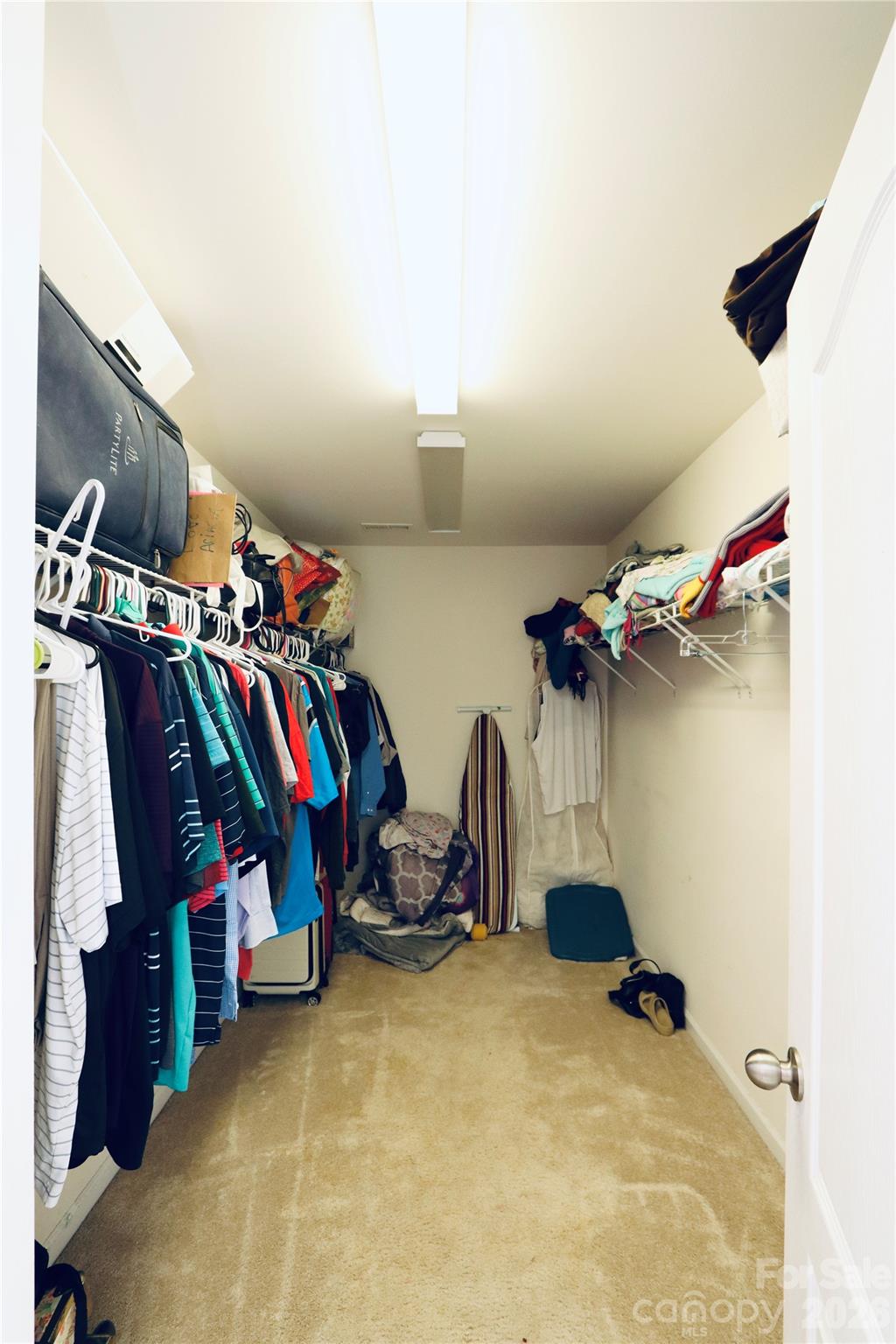 3586 Larkhaven Avenue SW — Concord
