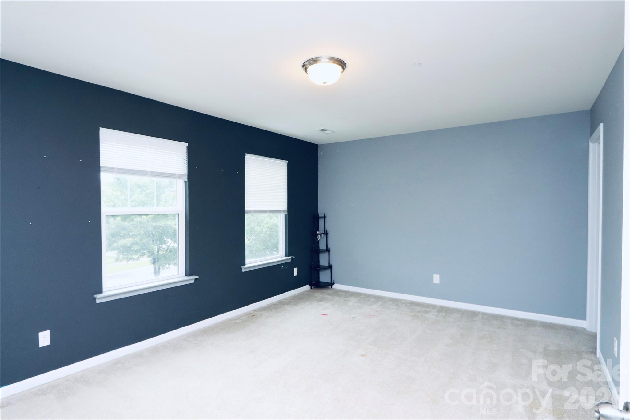 3586 Larkhaven Avenue SW — Concord