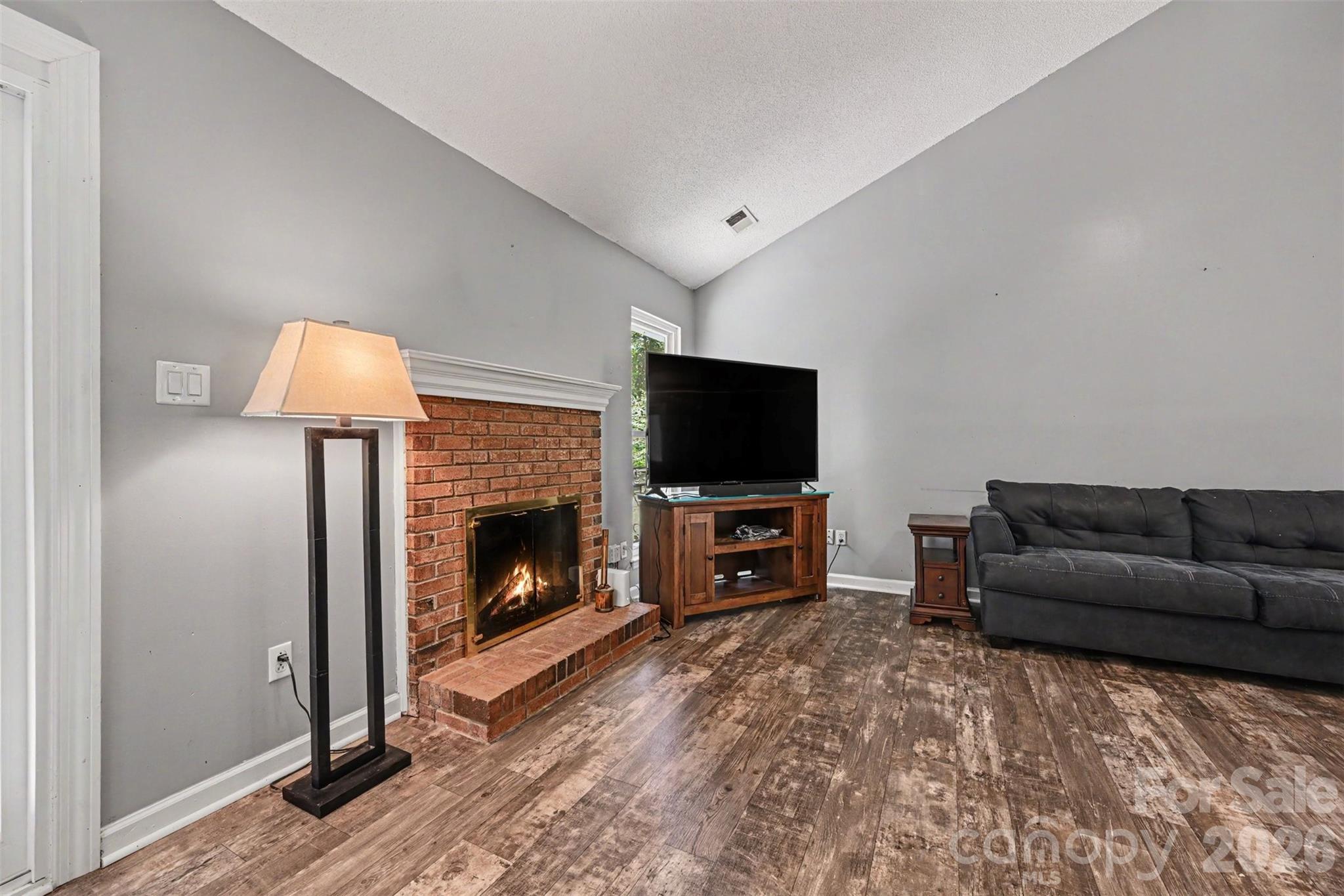 8410 Gidleigh Court — Charlotte