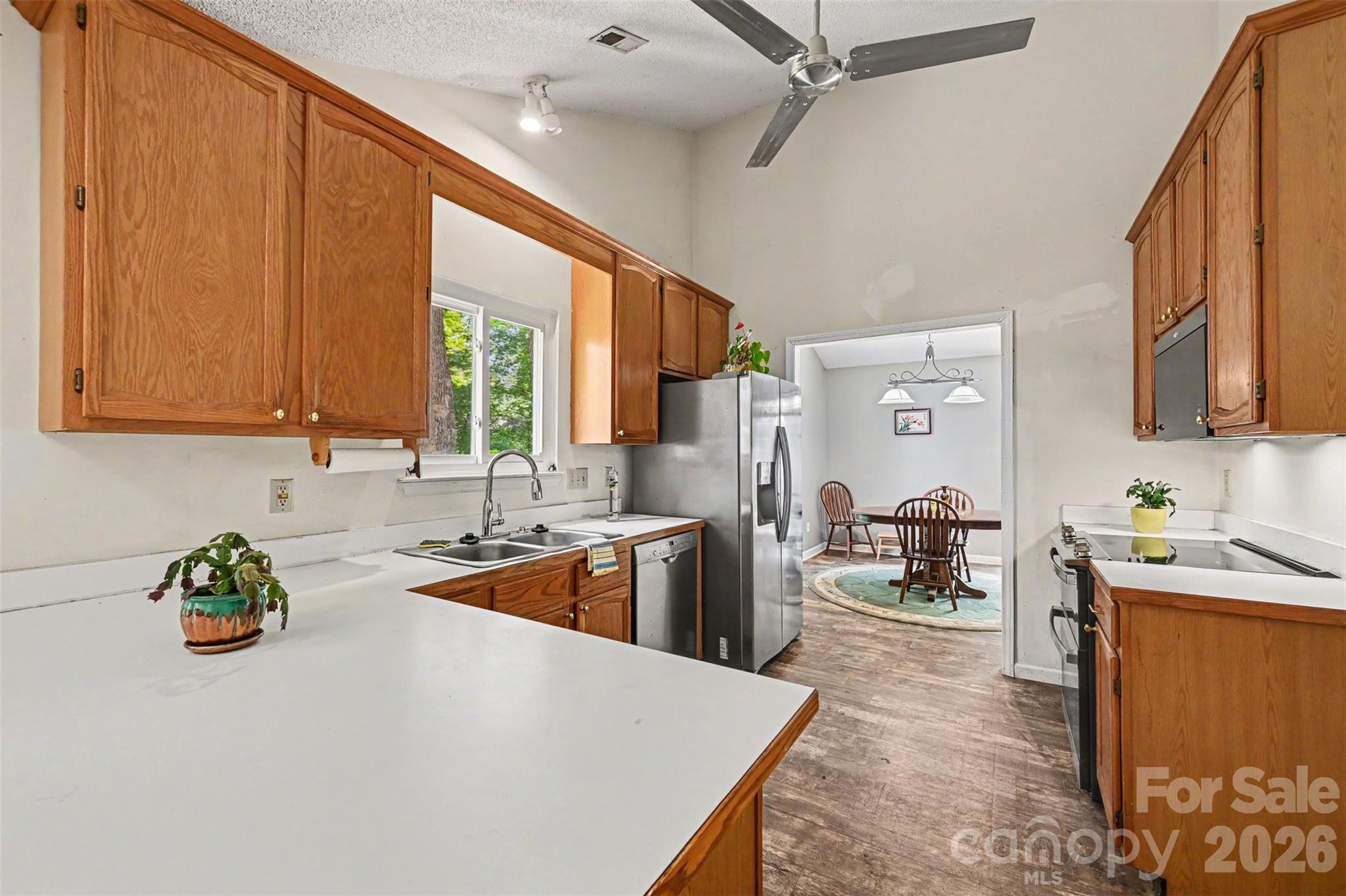 8410 Gidleigh Court — Charlotte