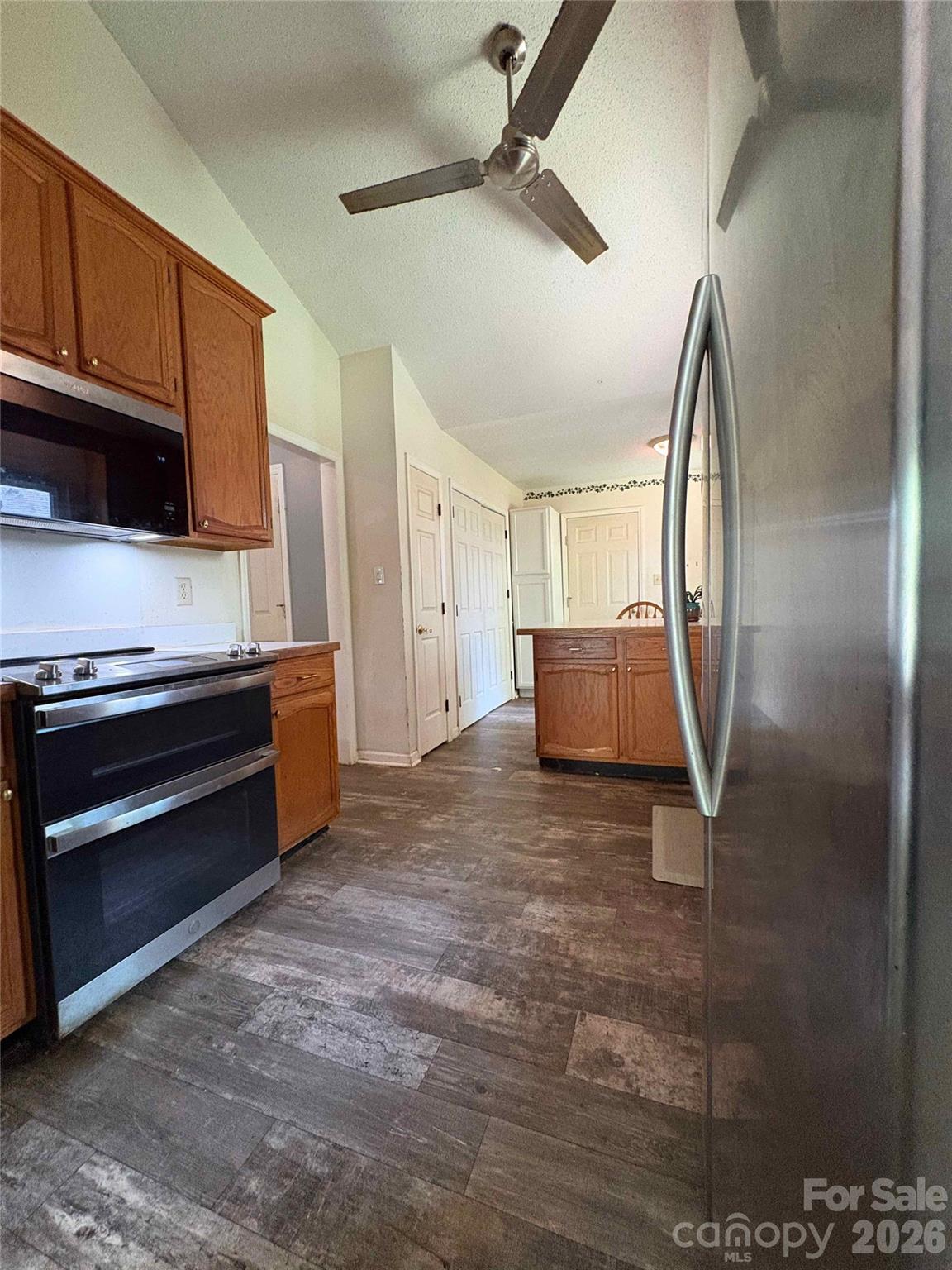 8410 Gidleigh Court — Charlotte