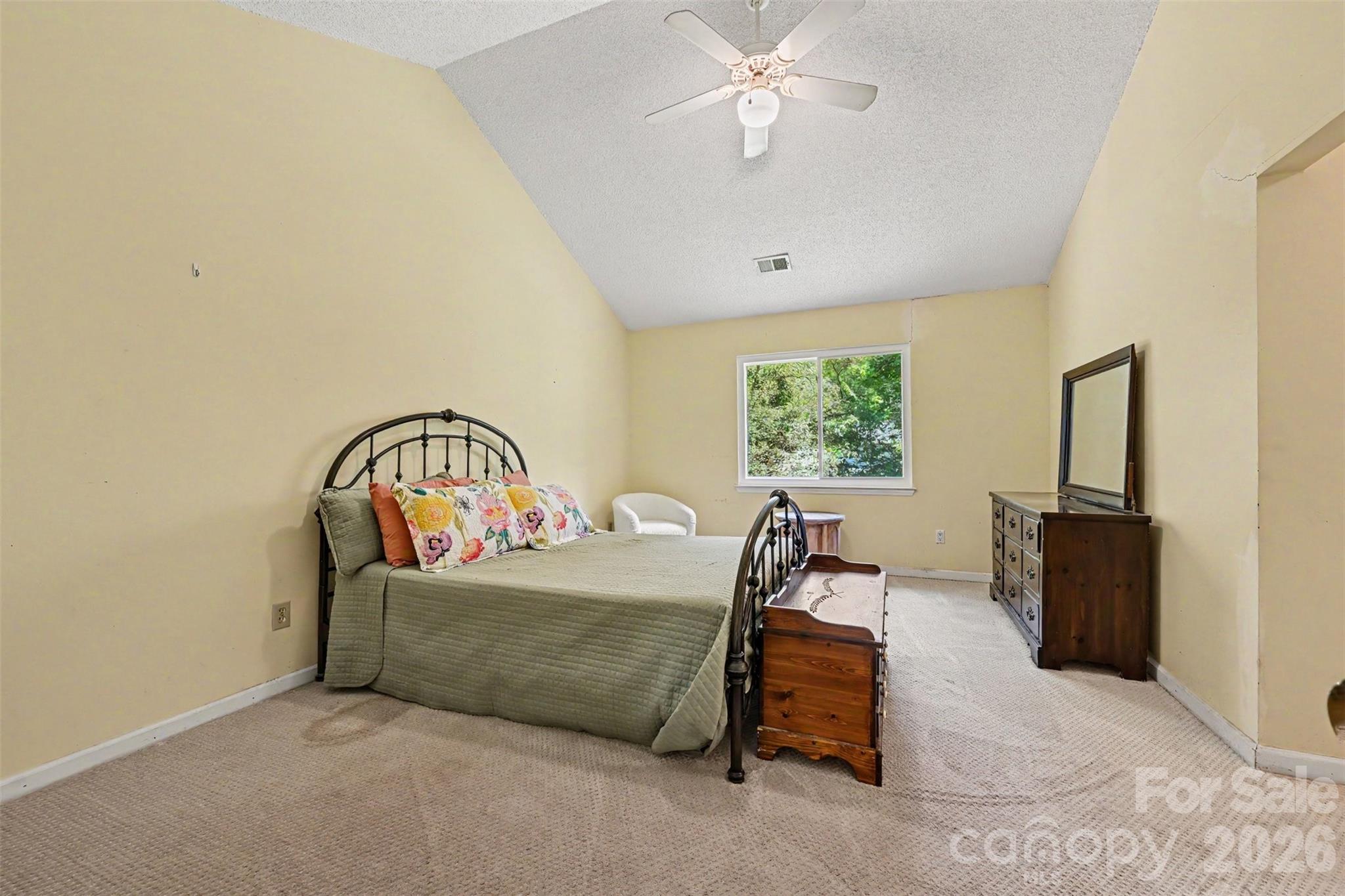8410 Gidleigh Court — Charlotte