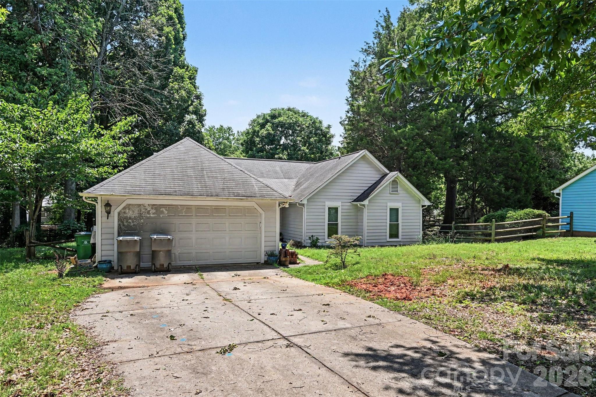 8410 Gidleigh Court — Charlotte