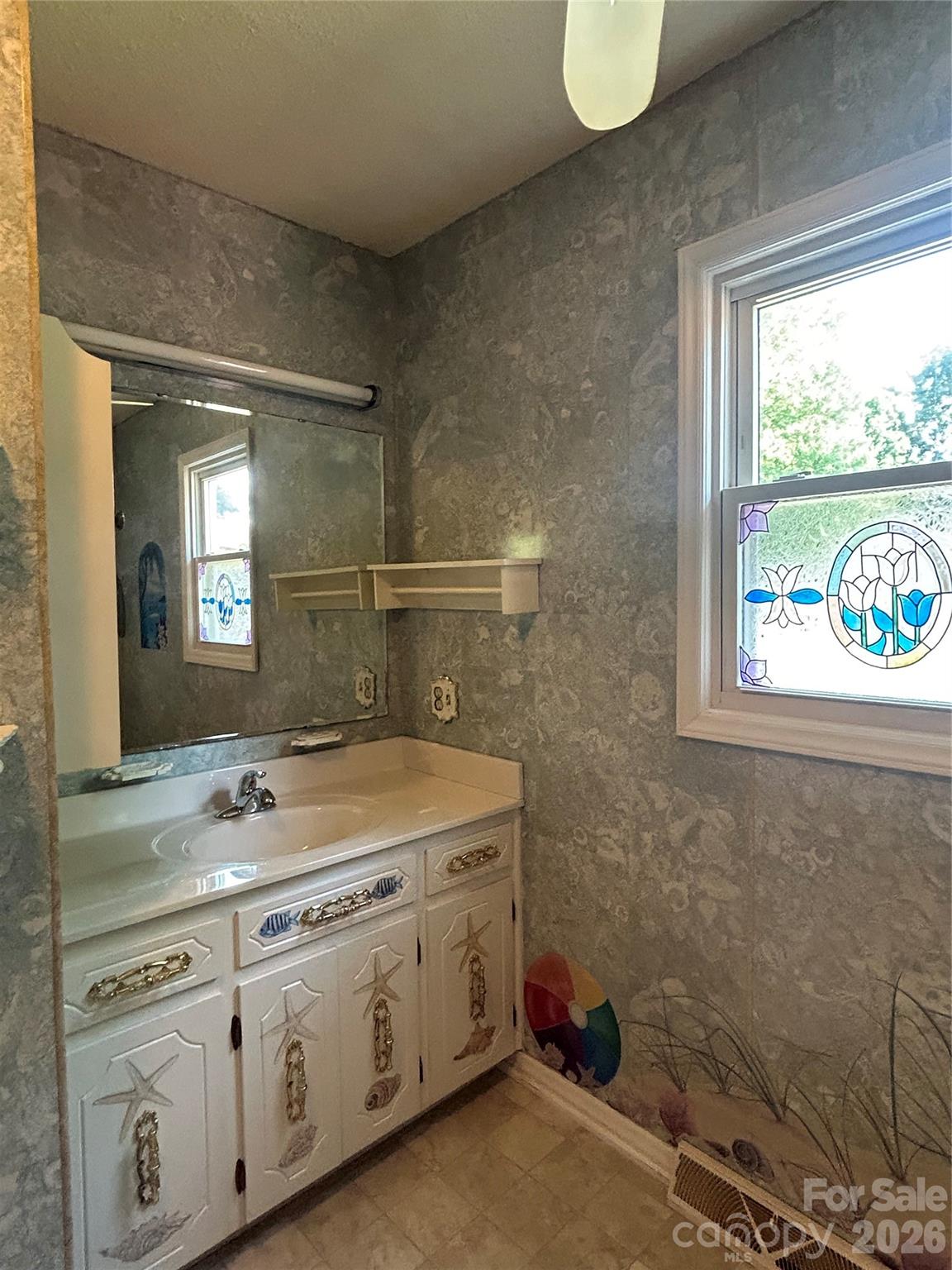 402 E 24TH Street — Kannapolis