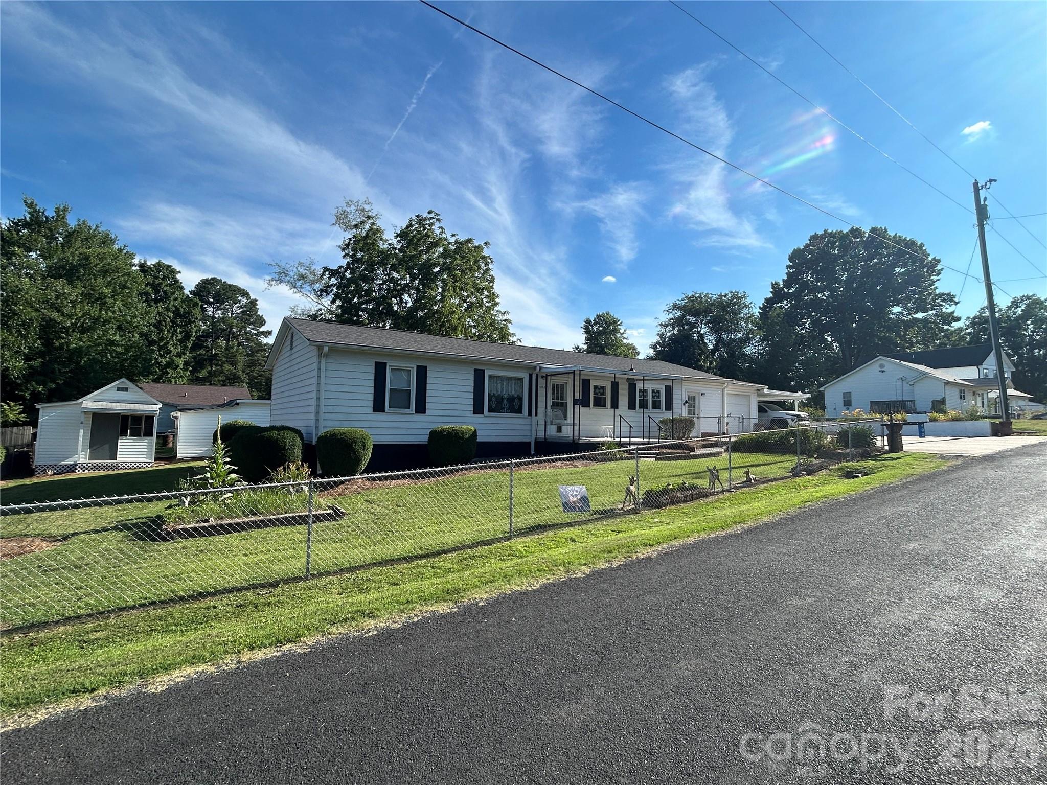 402 E 24TH Street — Kannapolis
