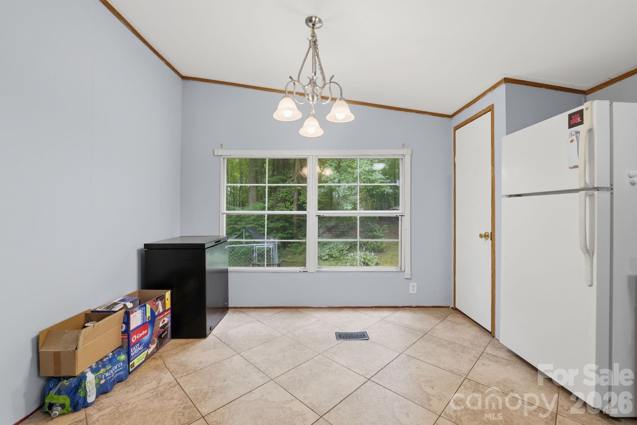 365 Sunflower Road — Statesville