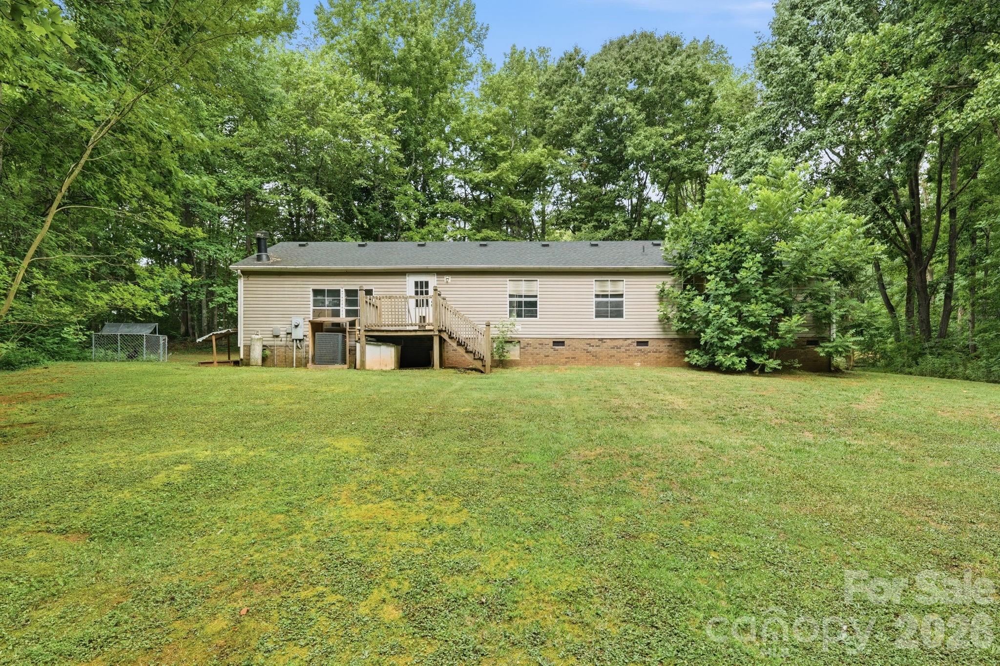 365 Sunflower Road — Statesville