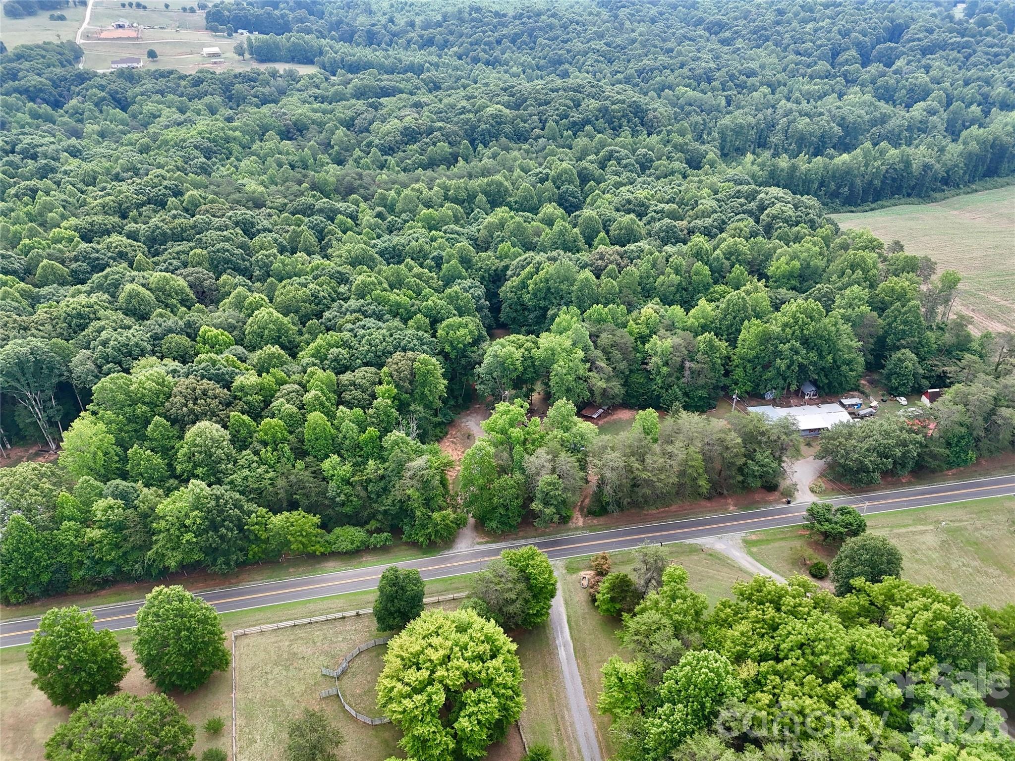 365 Sunflower Road — Statesville