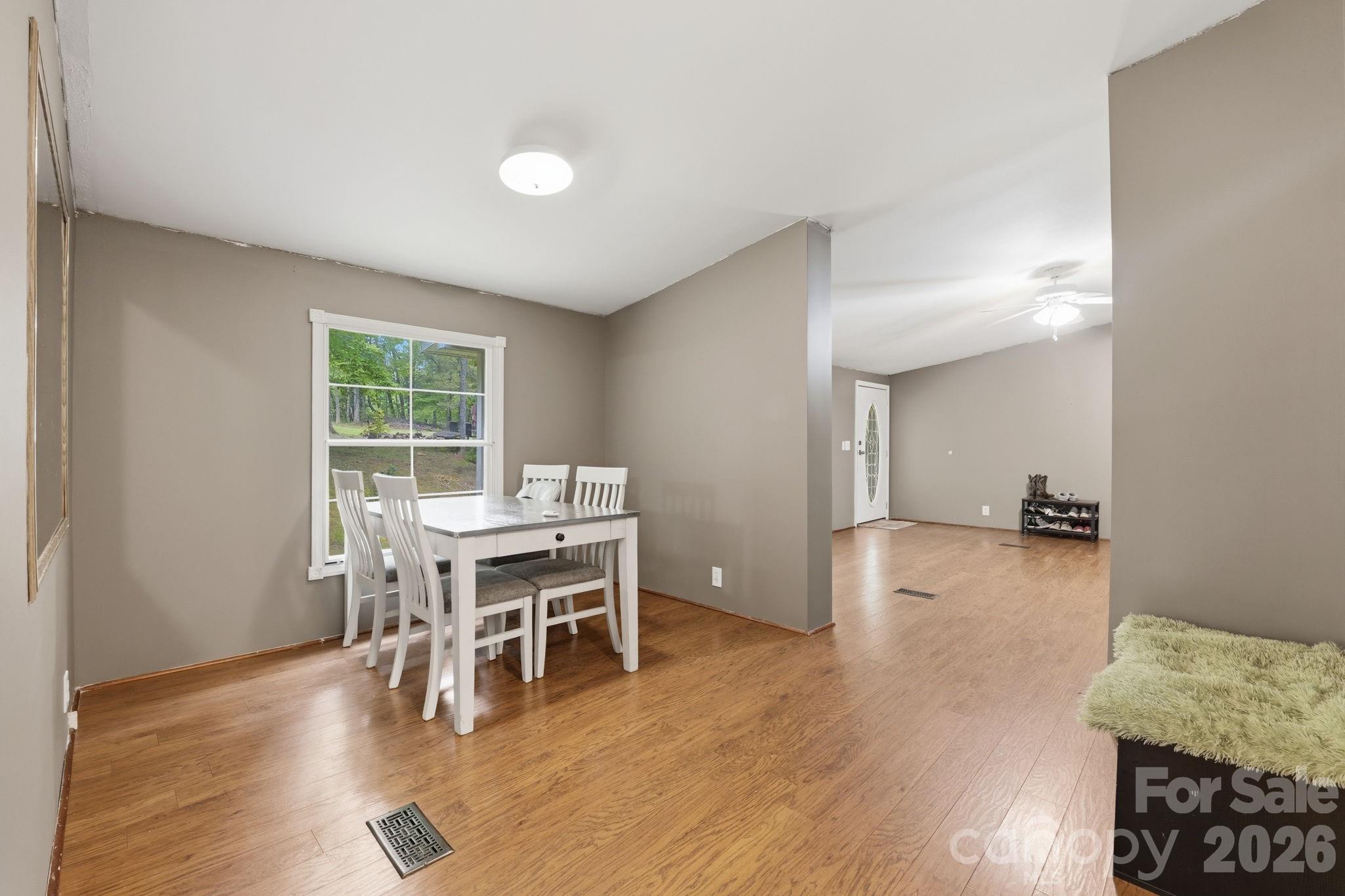 365 Sunflower Road — Statesville