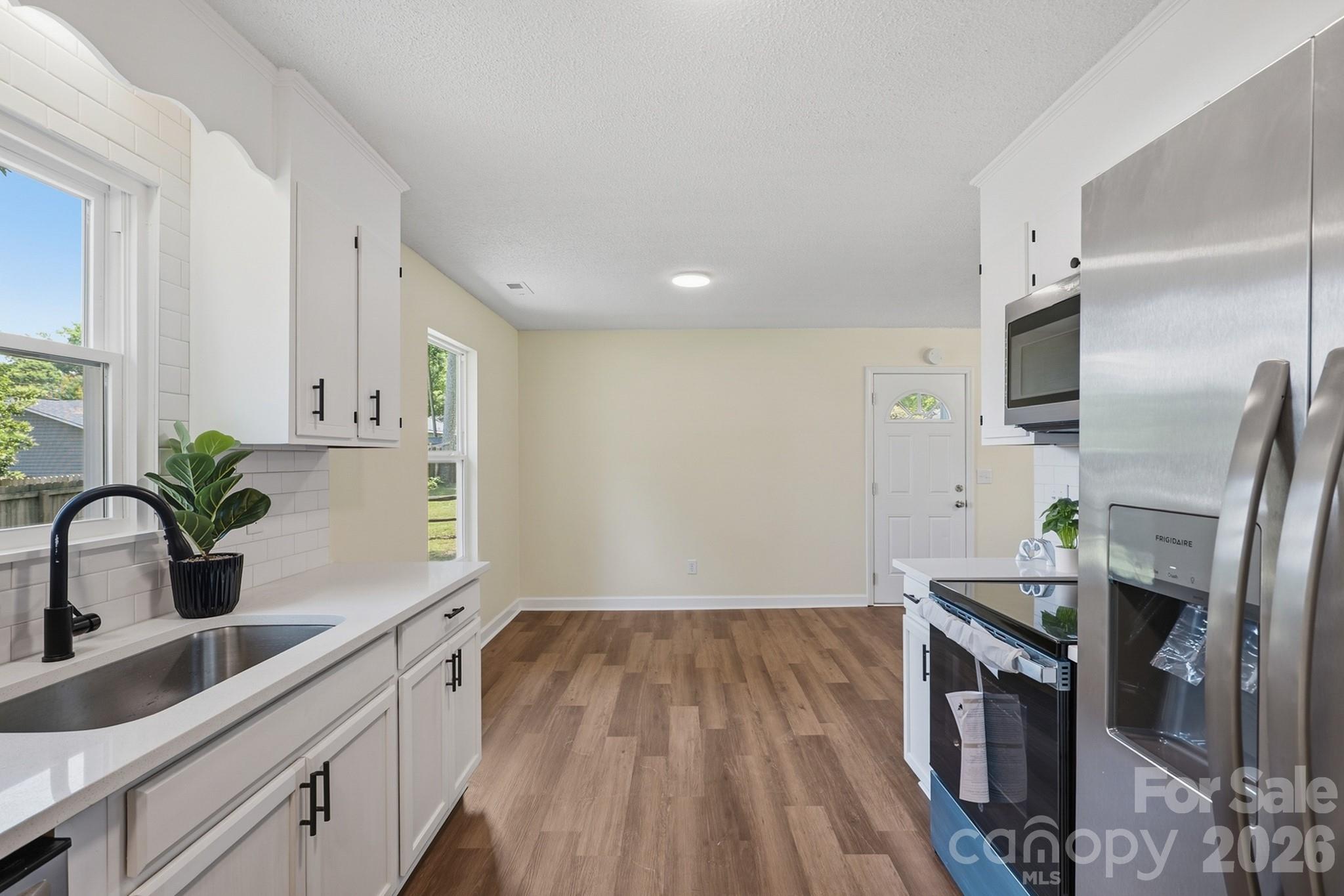 612 Welsh Avenue — Monroe