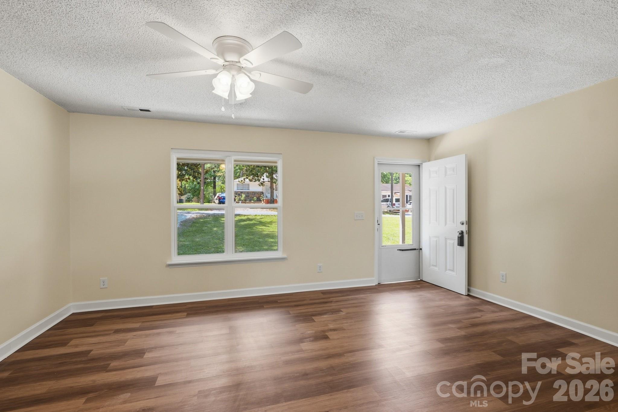 612 Welsh Avenue — Monroe