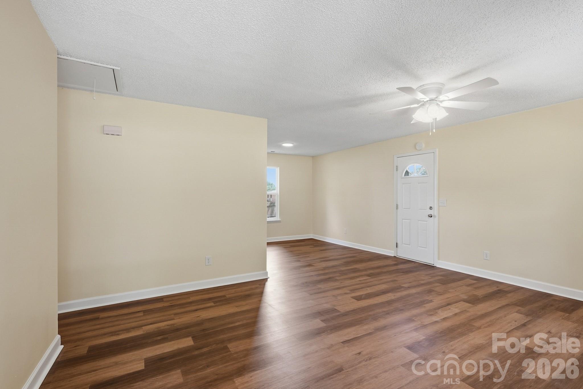 612 Welsh Avenue — Monroe