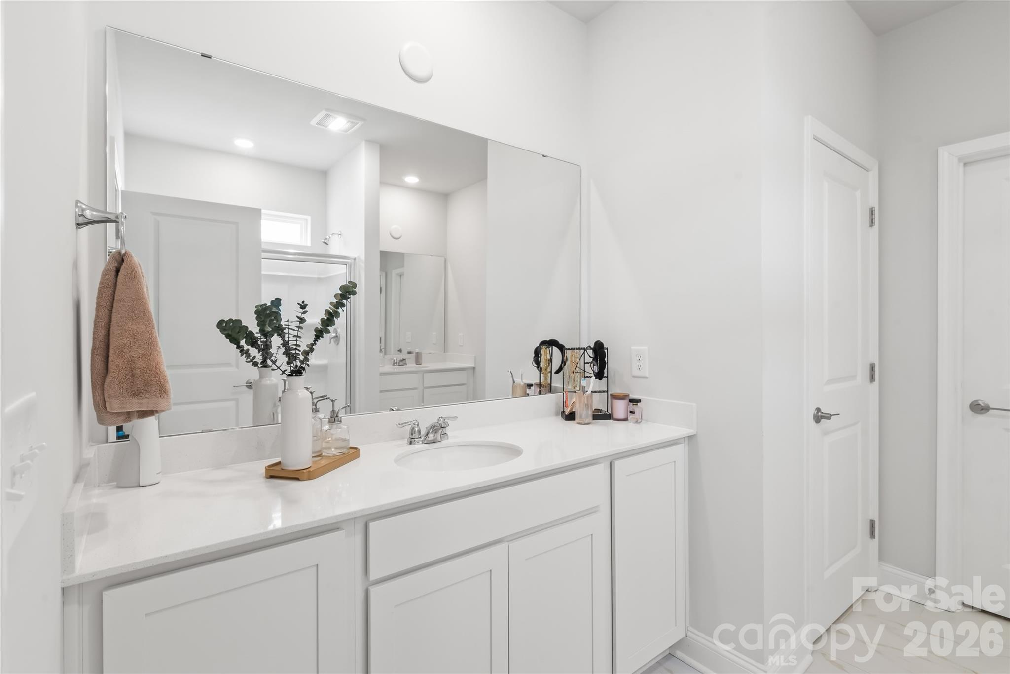 1419 Black Walnut Street — Monroe
