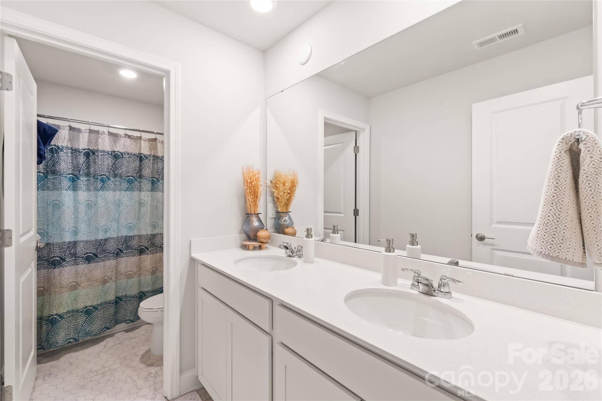 1419 Black Walnut Street — Monroe