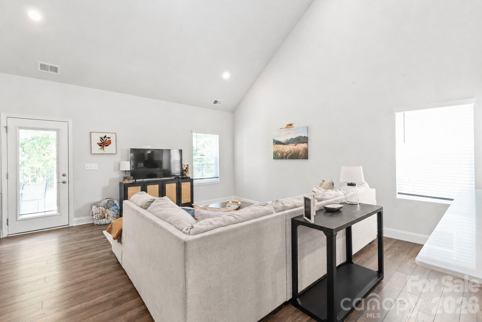 1419 Black Walnut Street — Monroe
