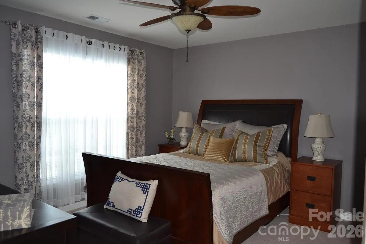 9032 Bishop Crest Lane — Charlotte