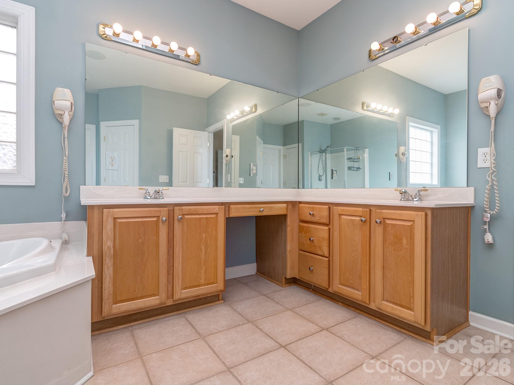 4027 Riseley Lane — Charlotte
