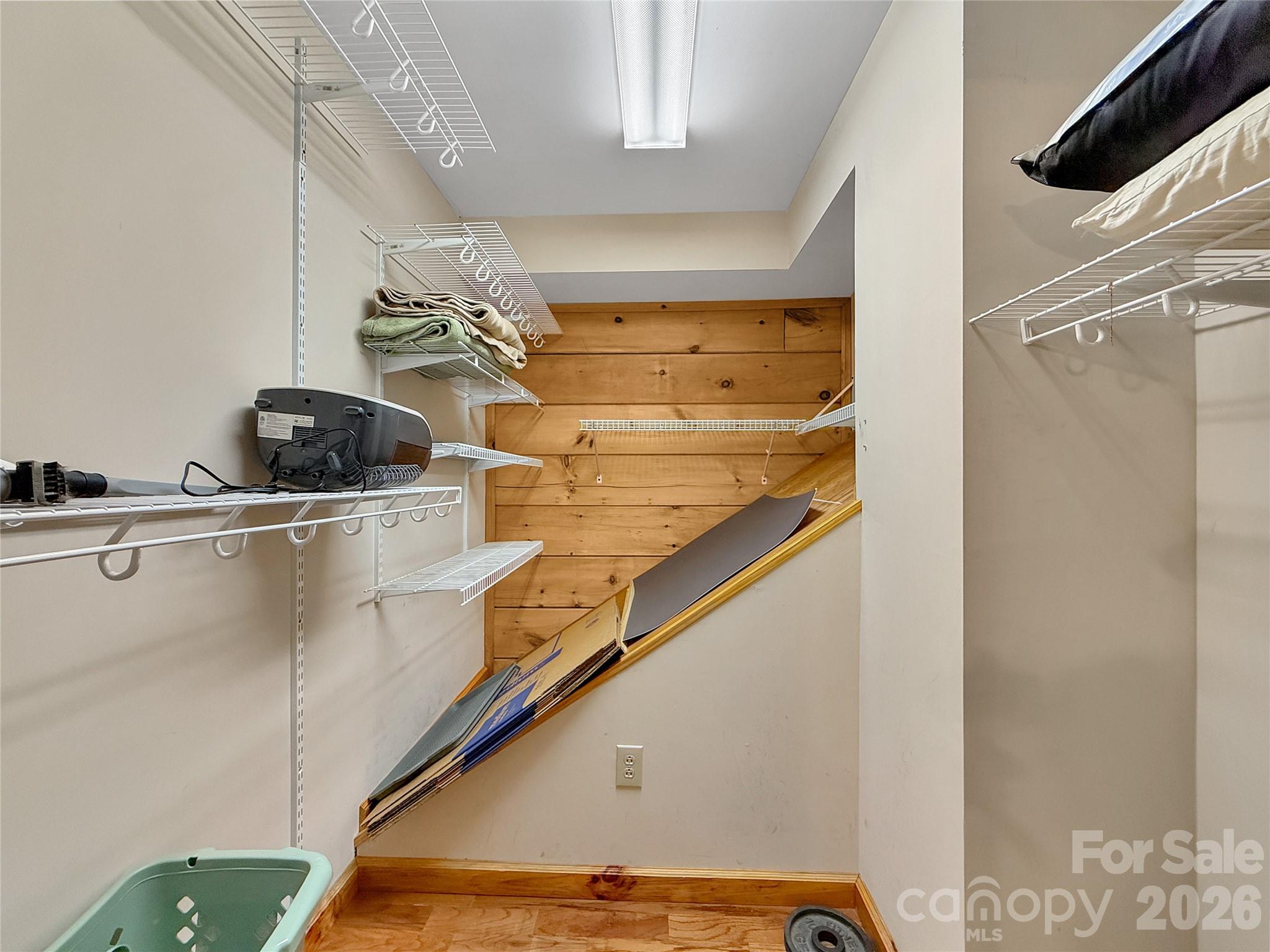 219 Red Maple Lane — Boone