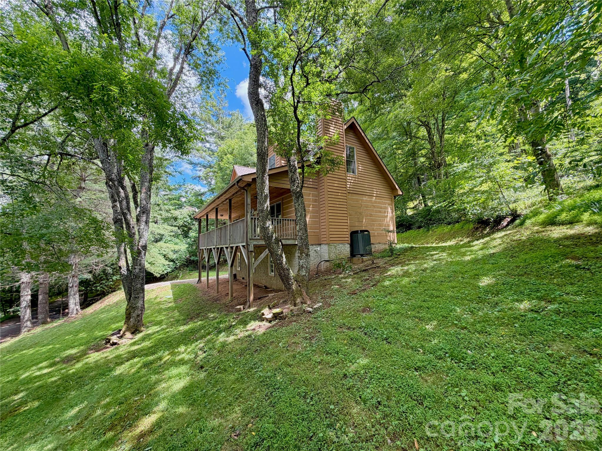 219 Red Maple Lane — Boone