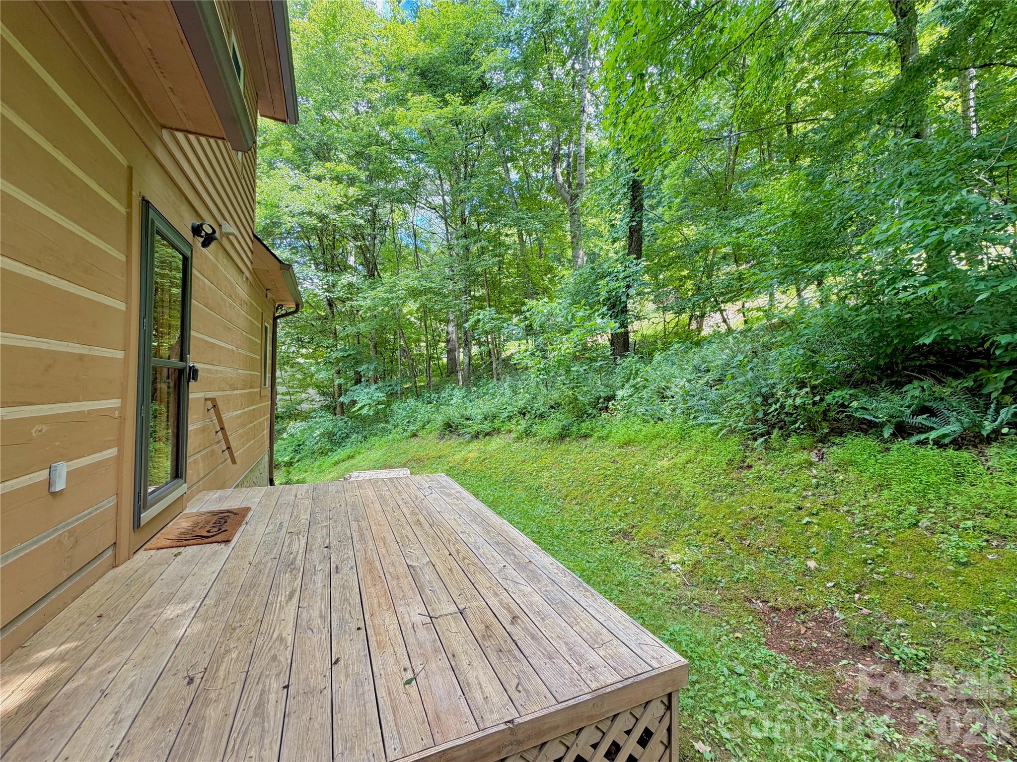 219 Red Maple Lane — Boone